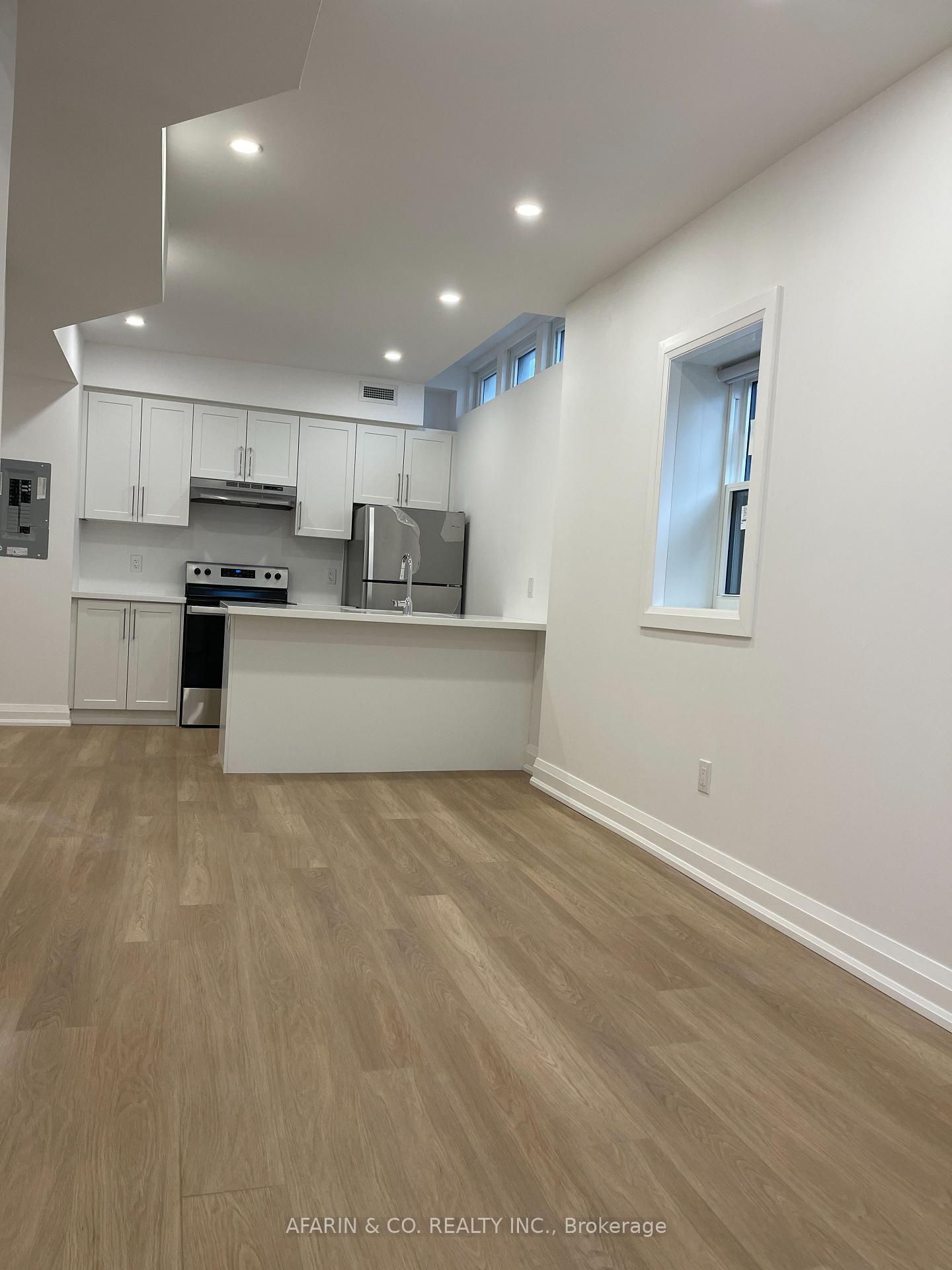Photo 9 of Unit 2, 79 Cedarvale Avenue, Toronto, East End-Danforth — HOMEH