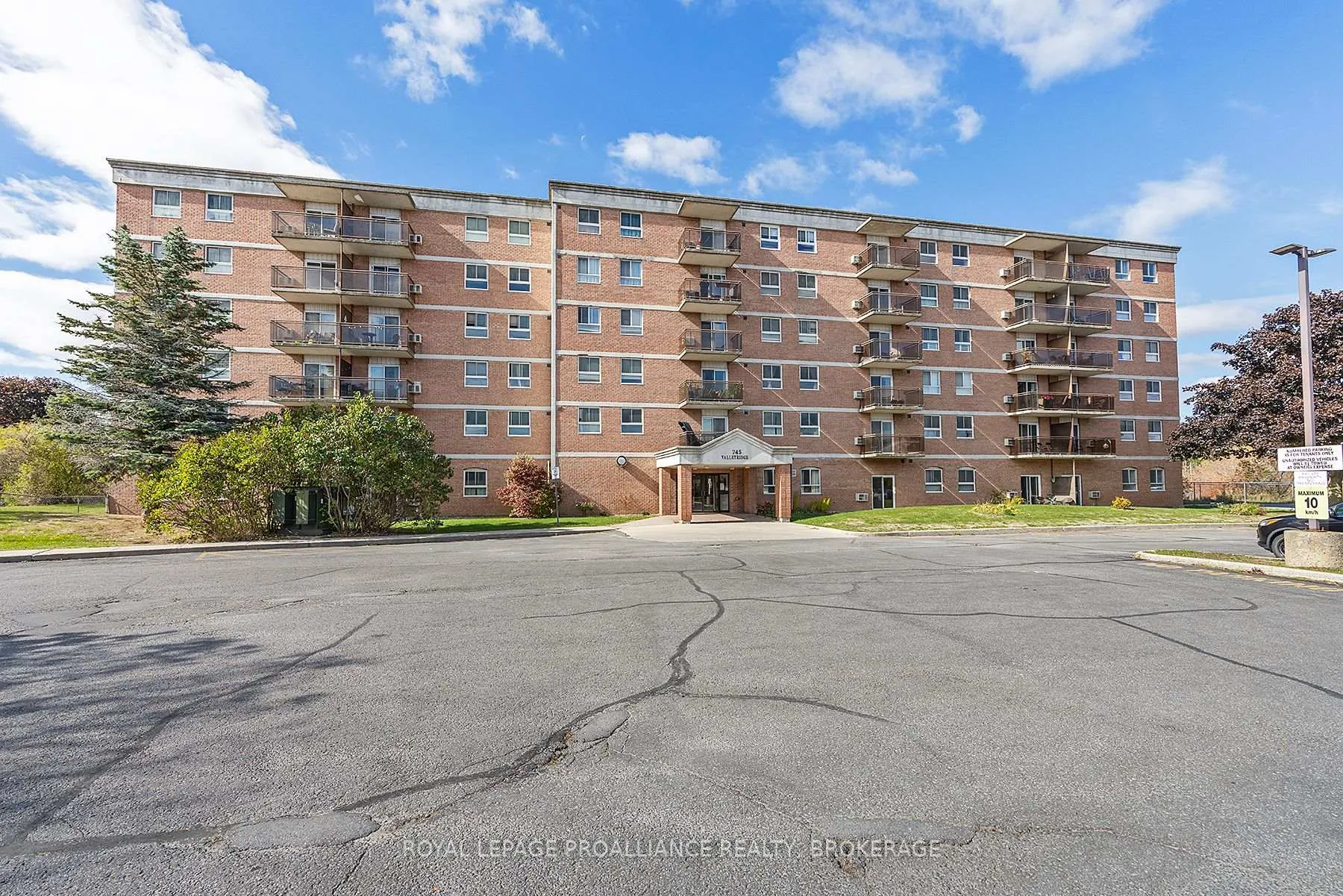 Photo 1 of Unit 106, 745 Davis Drive, Kingston, East Gardiners Rd — HOMEH