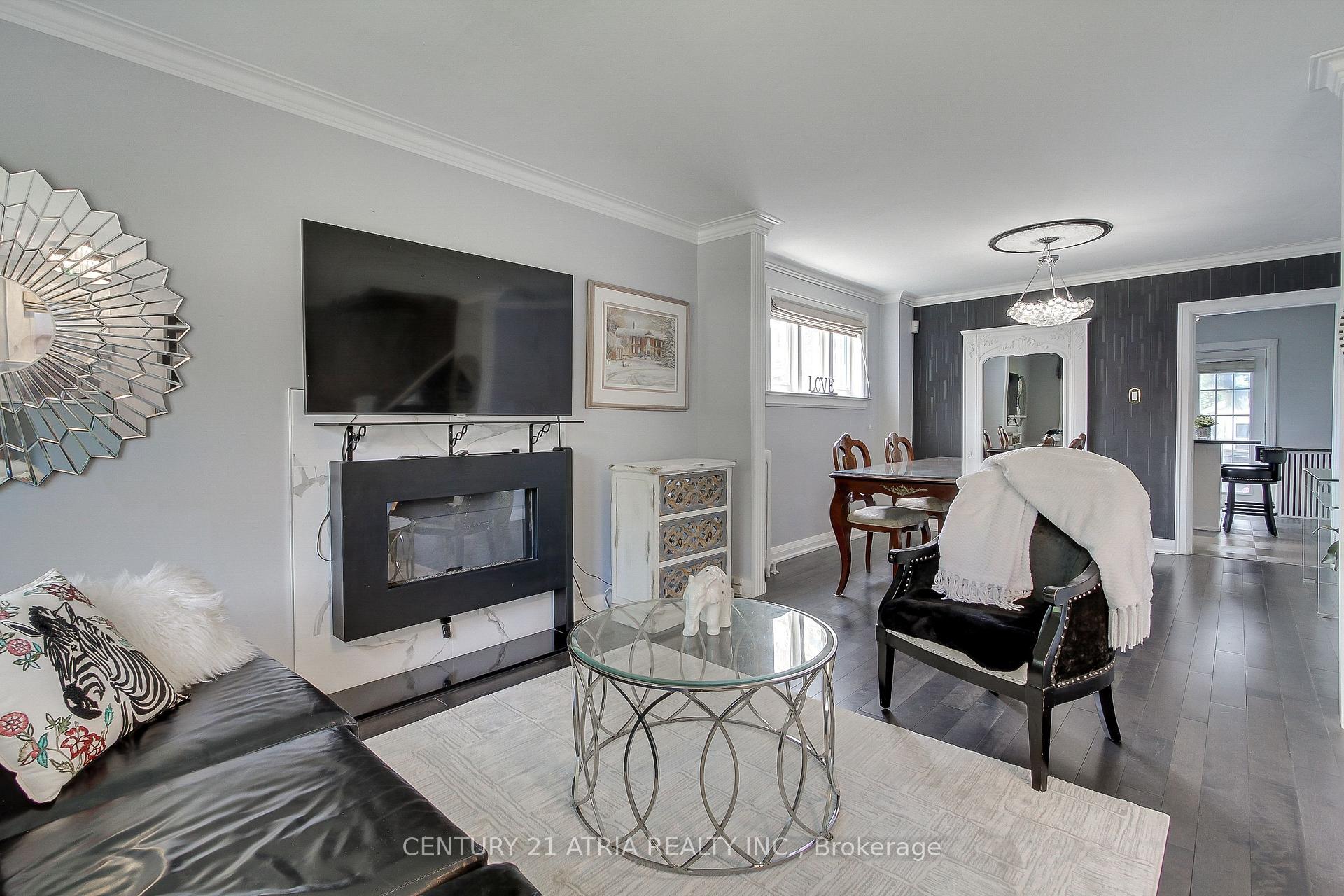 Photo 10 of 4 Bryant Avenue, Toronto, Crescent Town — HOMEH
