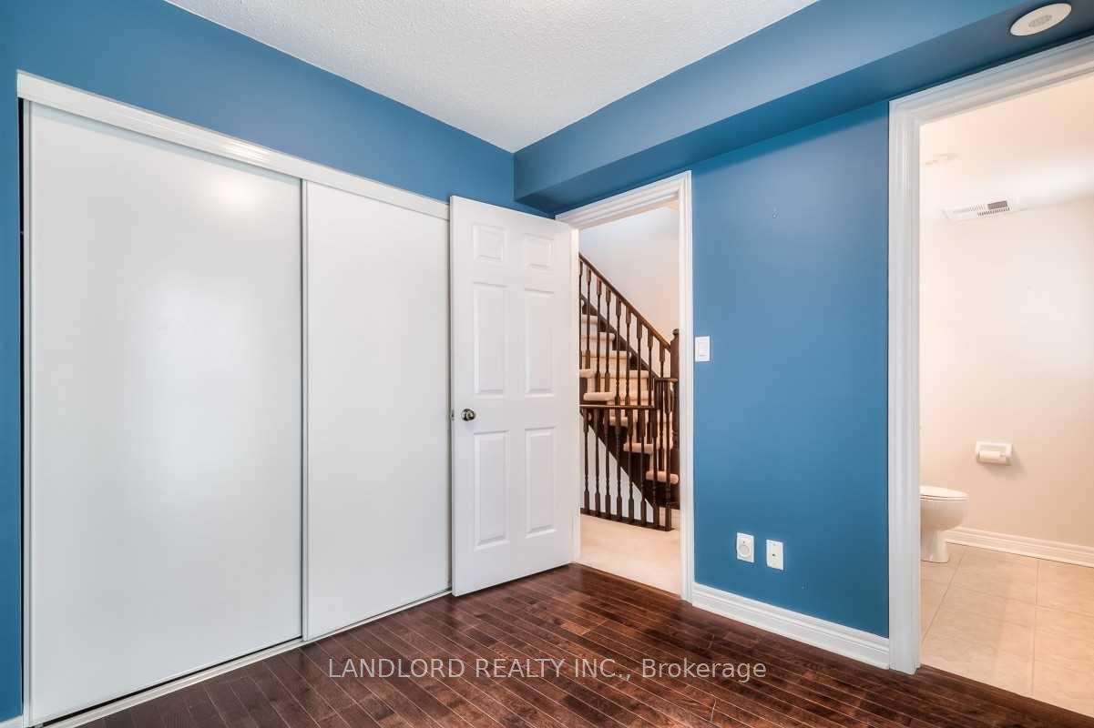 Photo 10 of 557 Shuter Street, Toronto, Regent Park — HOMEH