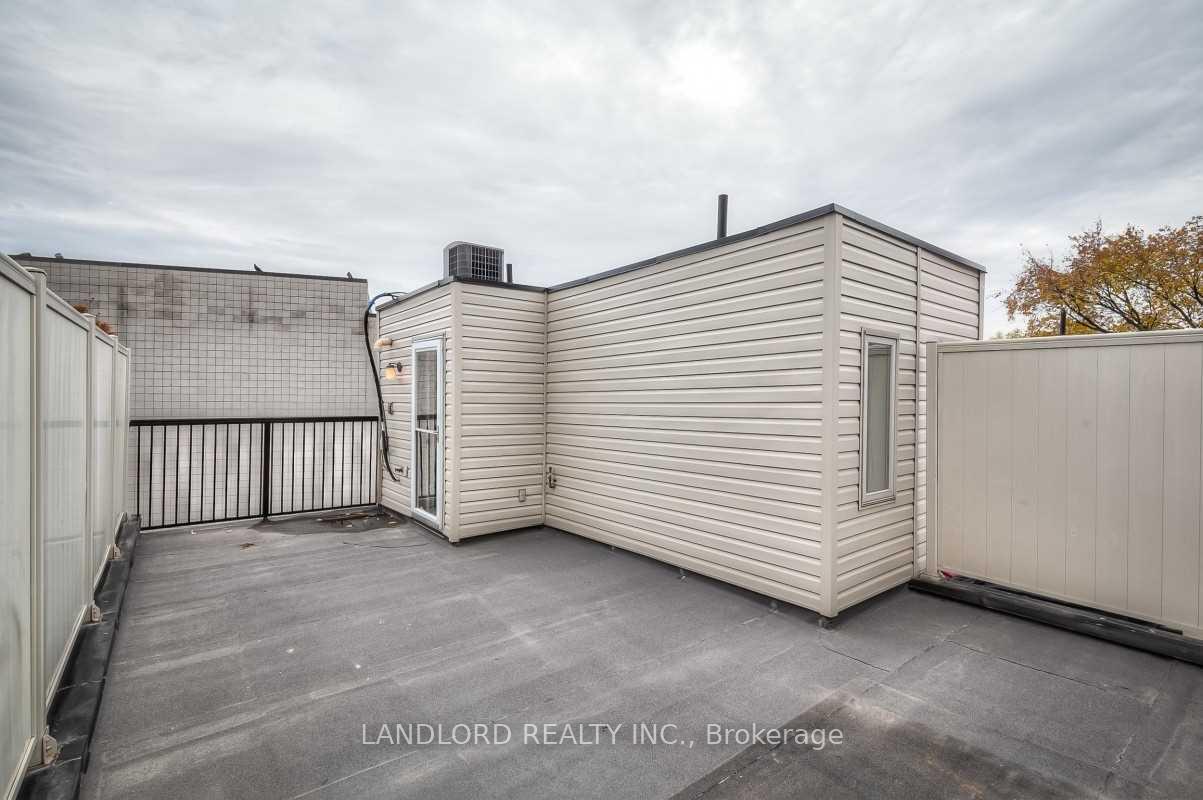 Photo 17 of 557 Shuter Street, Toronto, Regent Park — HOMEH