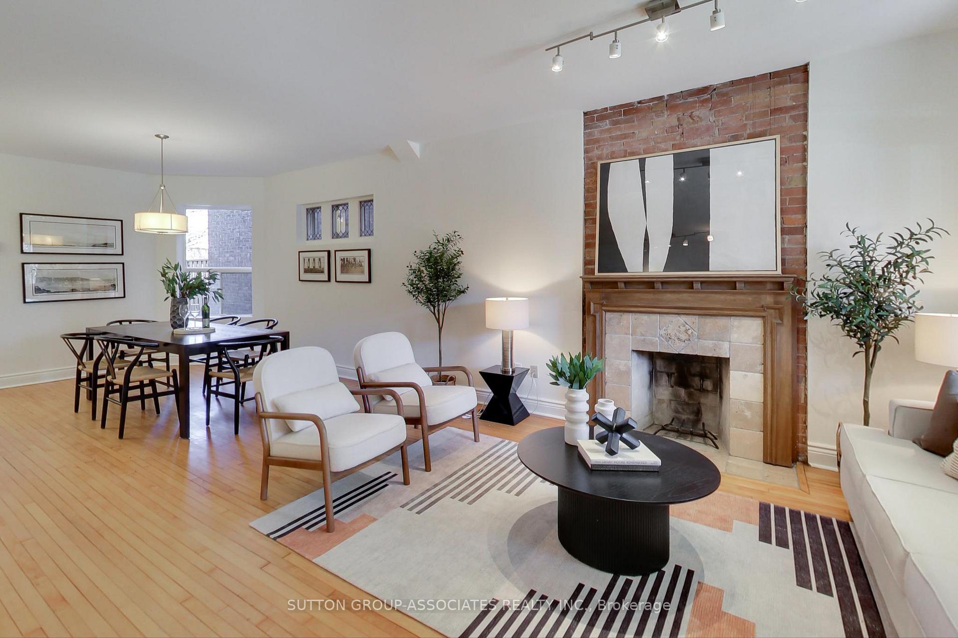 Photo 3 of 42 Ellsworth Avenue, Toronto, Wychwood — HOMEH