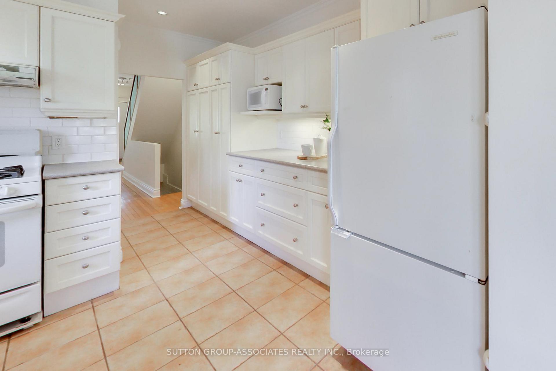 Photo 16 of 42 Ellsworth Avenue, Toronto, Wychwood — HOMEH