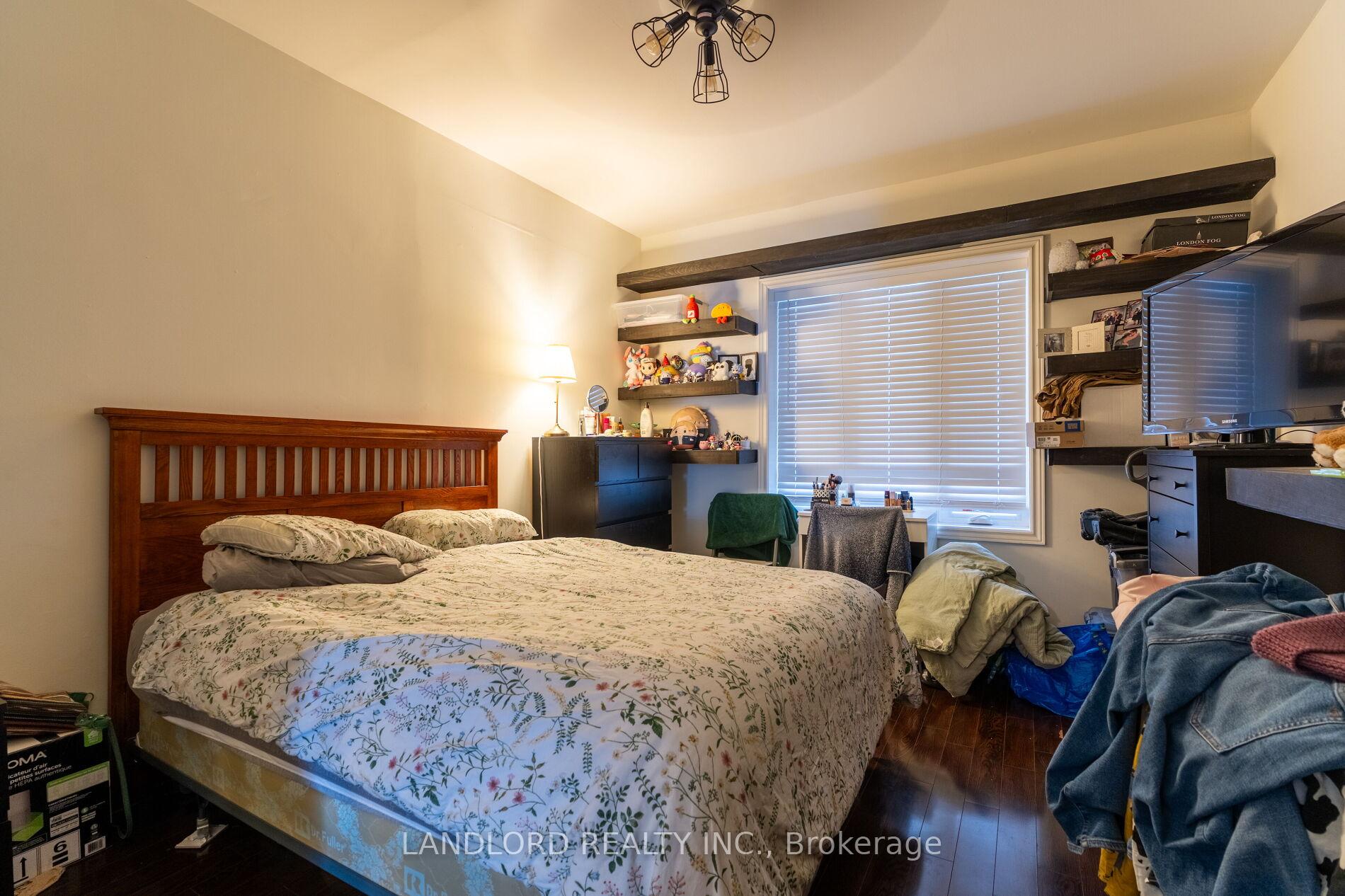 Photo 11 of 1111 Gerrard Street E, Toronto, South Riverdale — HOMEH