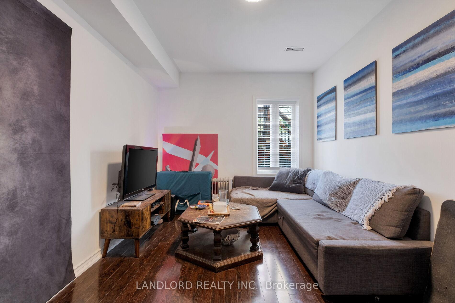 Photo 18 of 1111 Gerrard Street E, Toronto, South Riverdale — HOMEH