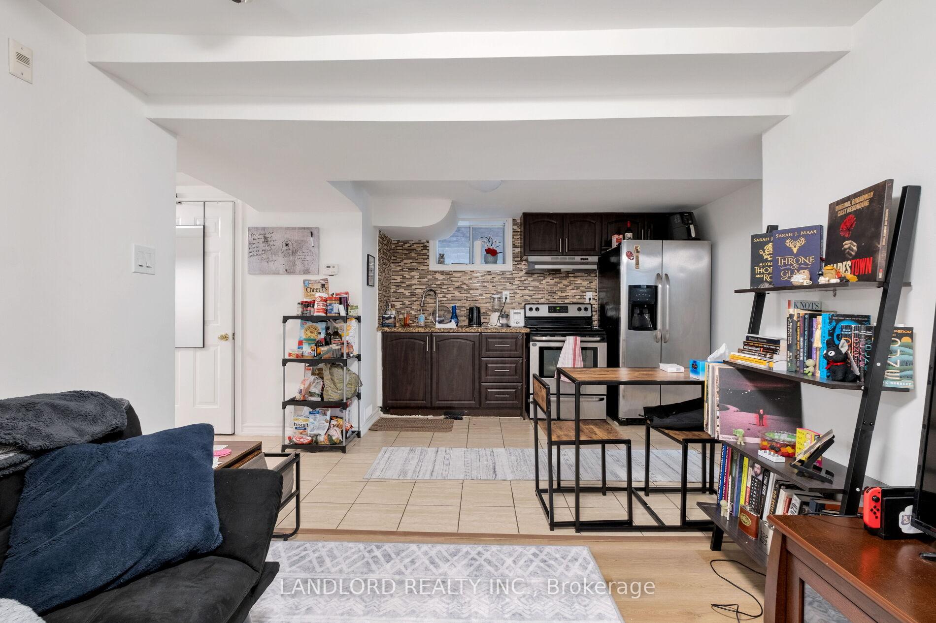 Photo 29 of 1111 Gerrard Street E, Toronto, South Riverdale — HOMEH