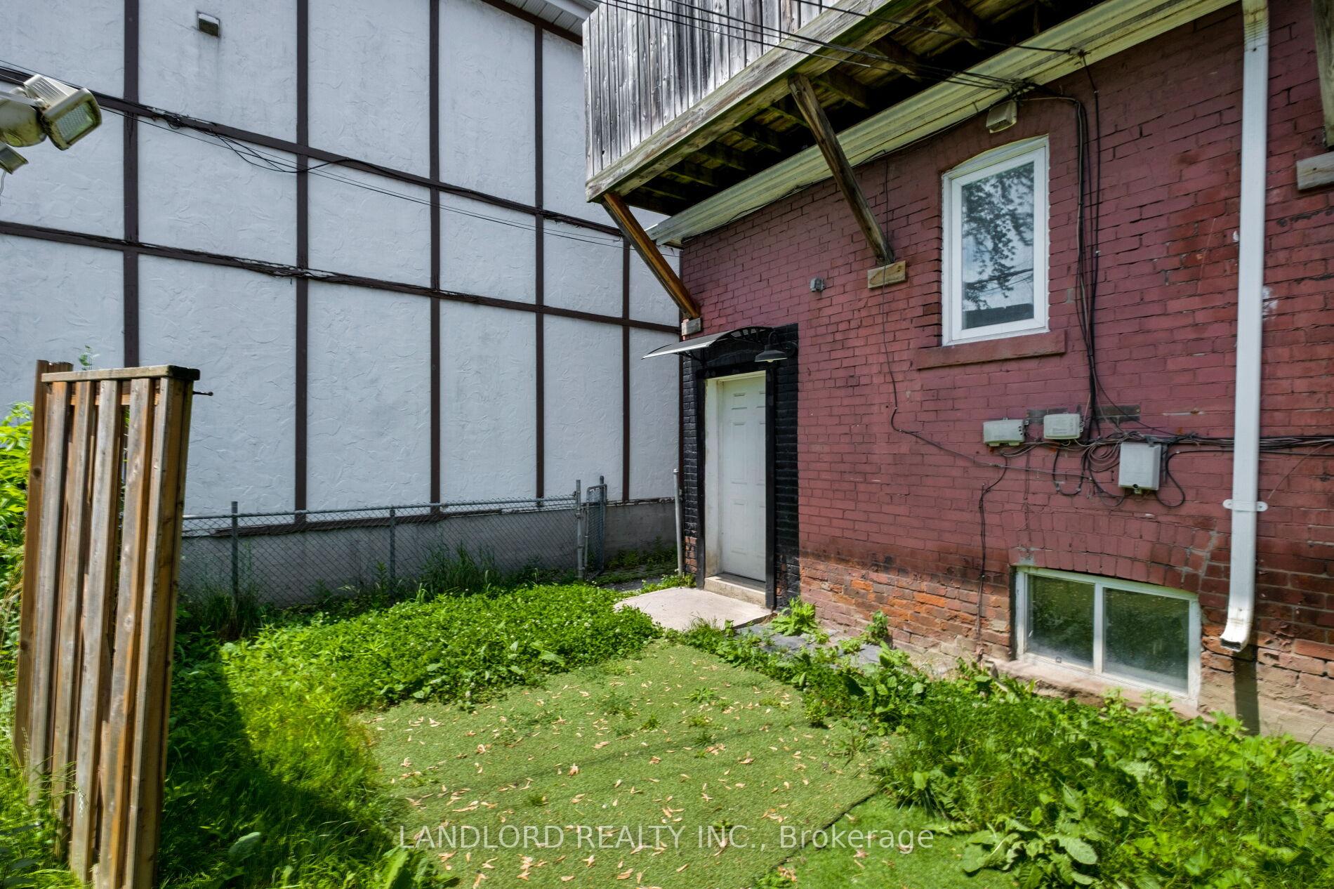 Photo 36 of 1111 Gerrard Street E, Toronto, South Riverdale — HOMEH