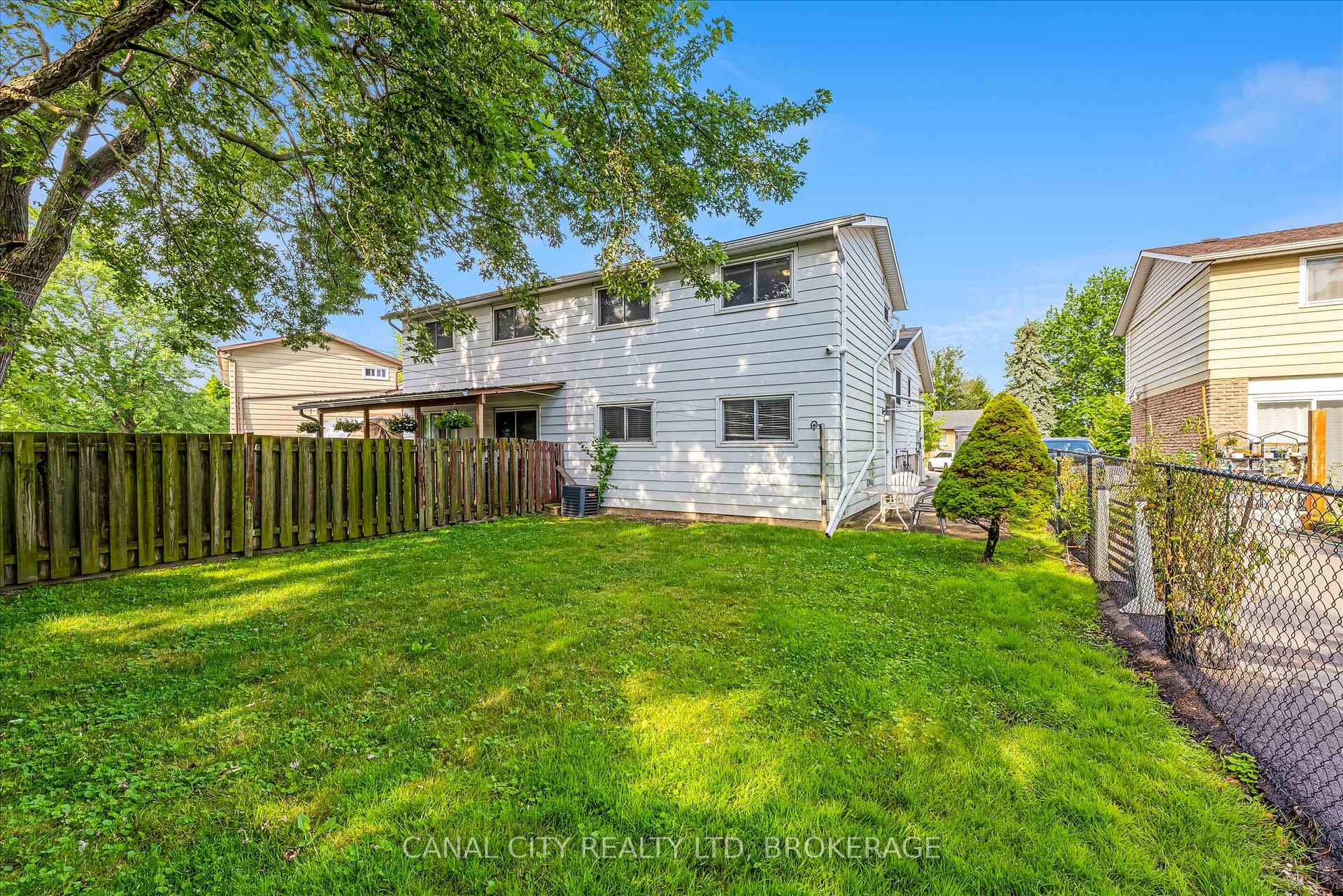 Photo 34 of 10 Baldwin Circle, Thorold, Confederation Heights — HOMEH