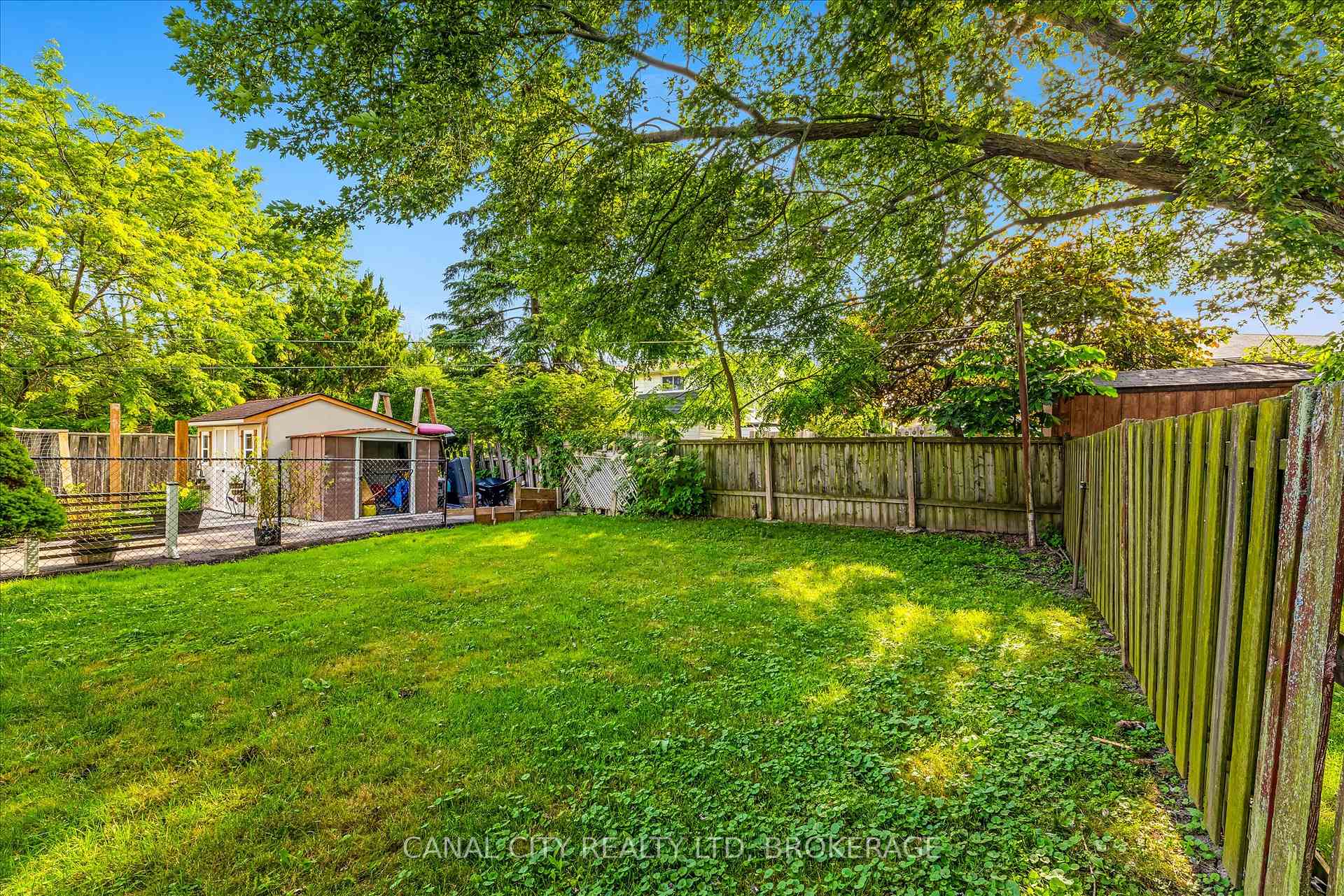 Photo 36 of 10 Baldwin Circle, Thorold, Confederation Heights — HOMEH