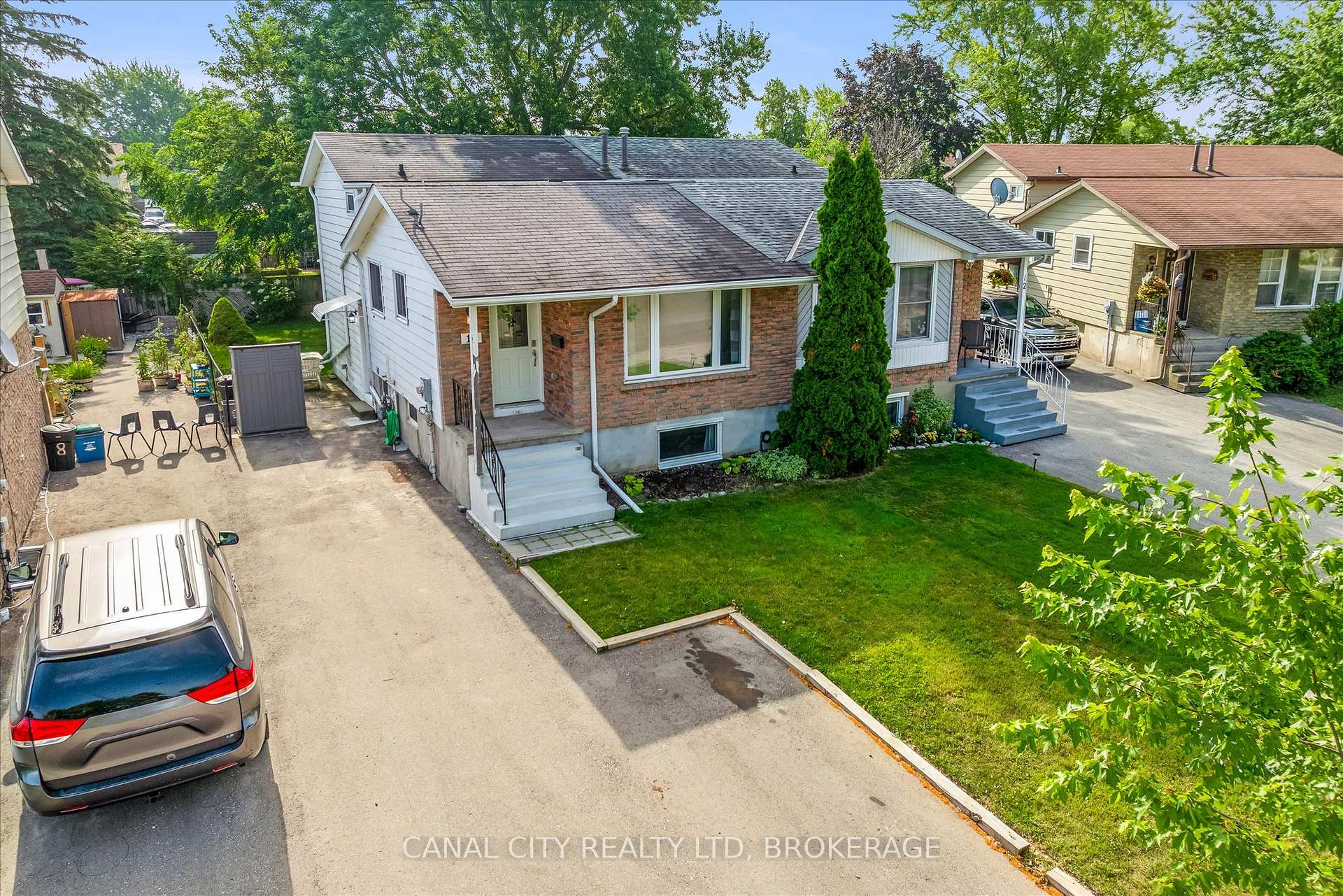 Photo 48 of 10 Baldwin Circle, Thorold, Confederation Heights — HOMEH