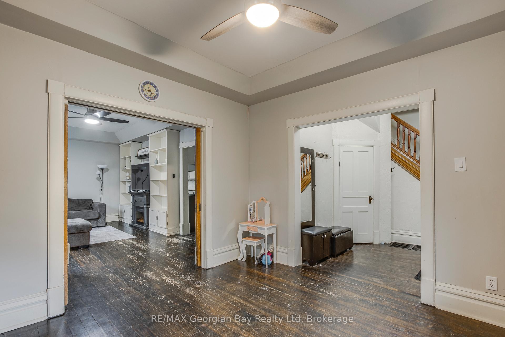 Photo 6 of 714 6TH Avenue, Tay, Port McNicoll — HOMEH