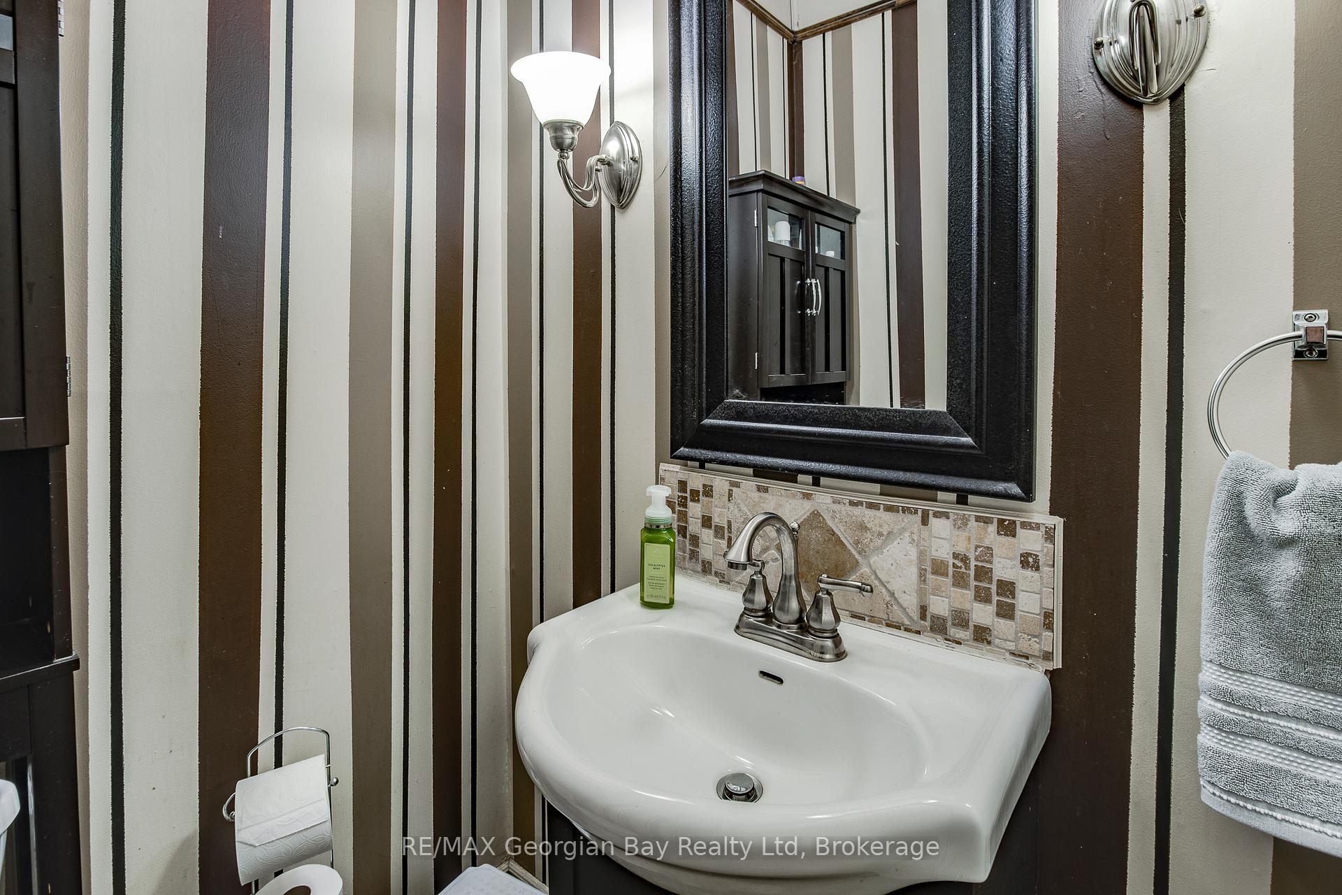 Photo 14 of 714 6TH Avenue, Tay, Port McNicoll — HOMEH