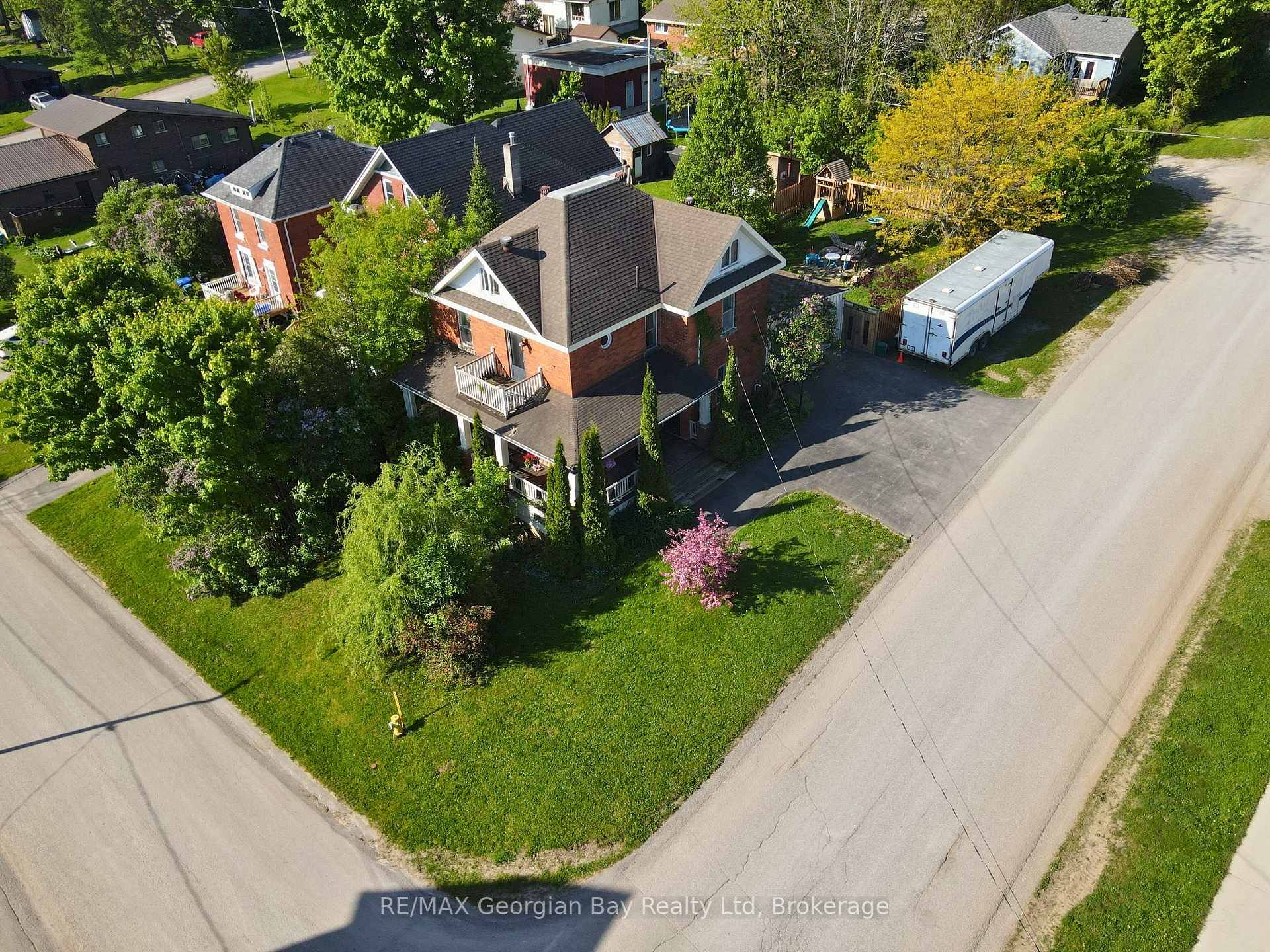 Photo 32 of 714 6TH Avenue, Tay, Port McNicoll — HOMEH