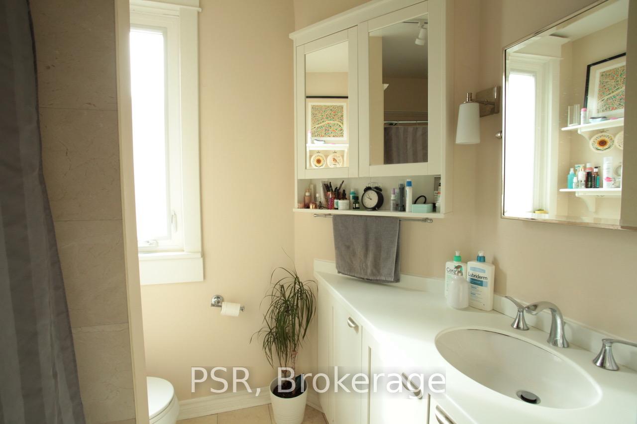 Photo 10 of 993 Logan Avenue, Toronto, Playter Estates-Danforth — HOMEH