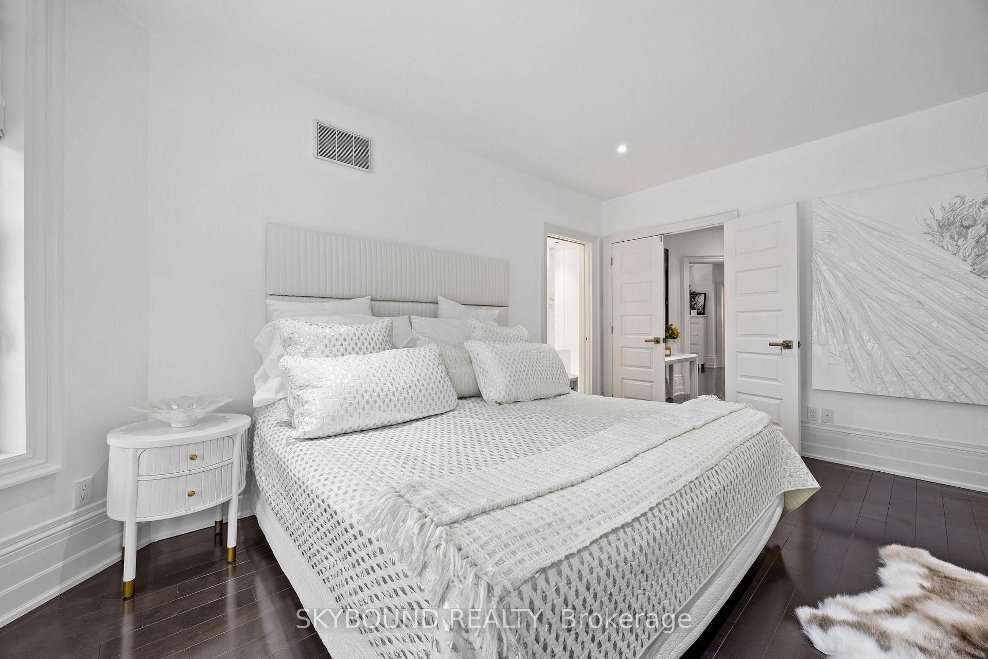 Photo 29 of 20 Fairview Boulevard, Toronto, North Riverdale — HOMEH
