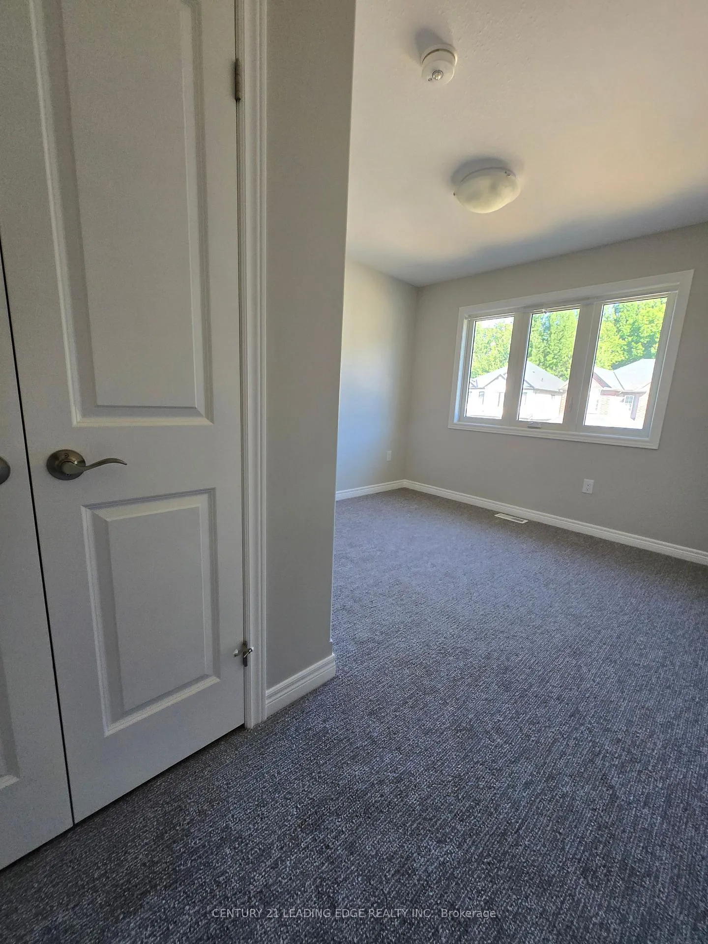 Photo 3 of Unit Upper, 66 Willson Drive, Thorold, Hurricane/Merrittville — HOMEH
