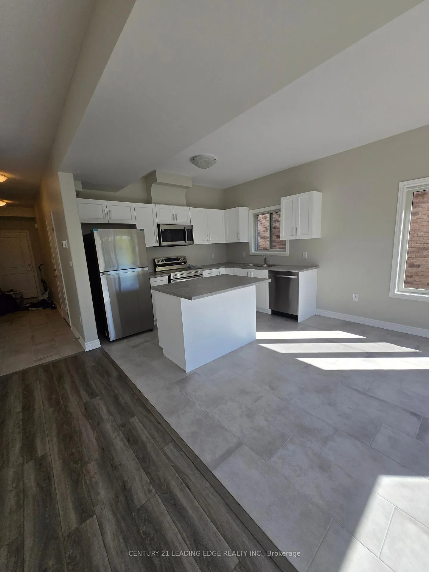 Photo 15 of Unit Upper, 66 Willson Drive, Thorold, Hurricane/Merrittville — HOMEH