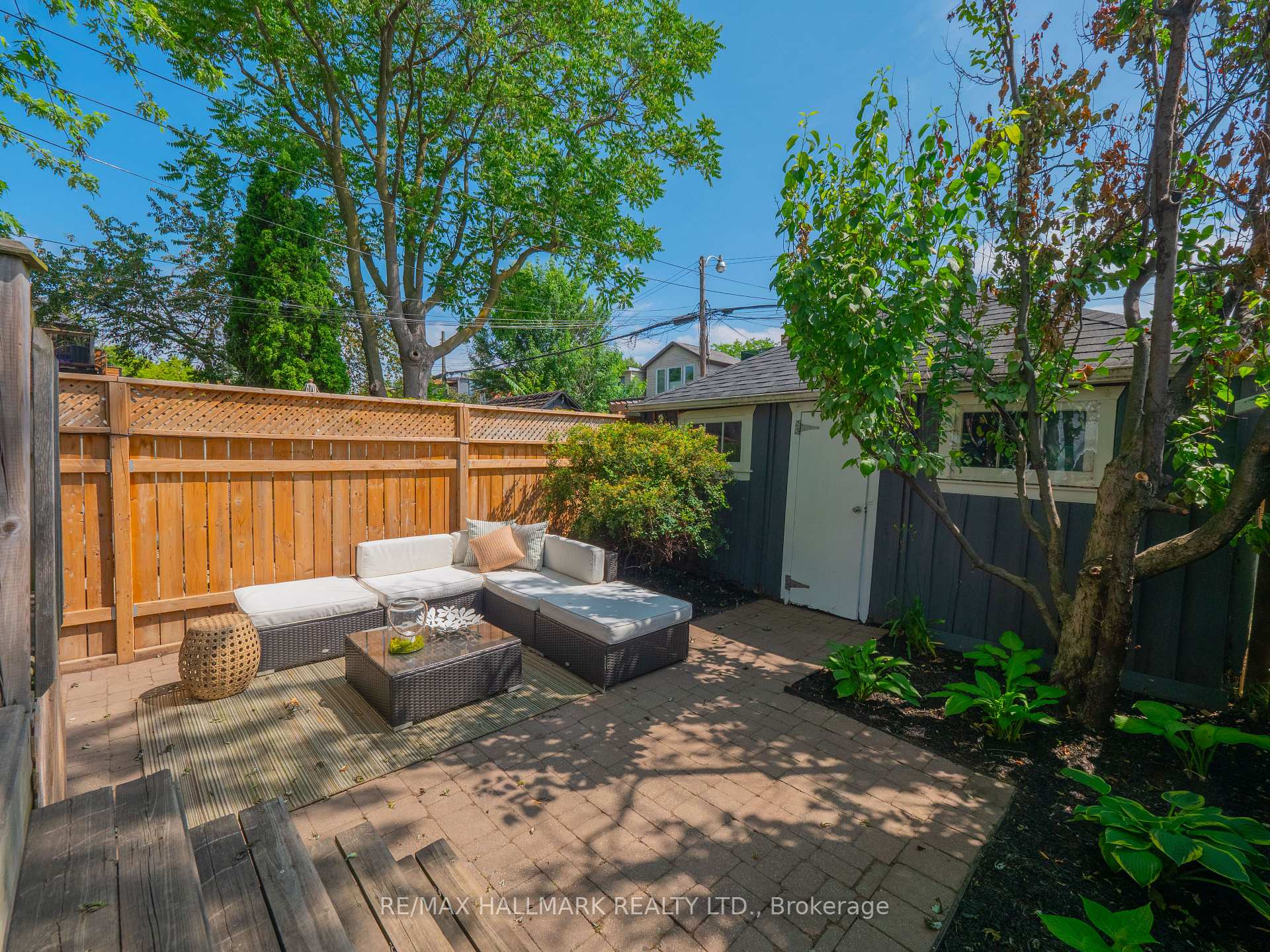 Photo 5 of 925 Logan Avenue, Toronto, Playter Estates-Danforth — HOMEH