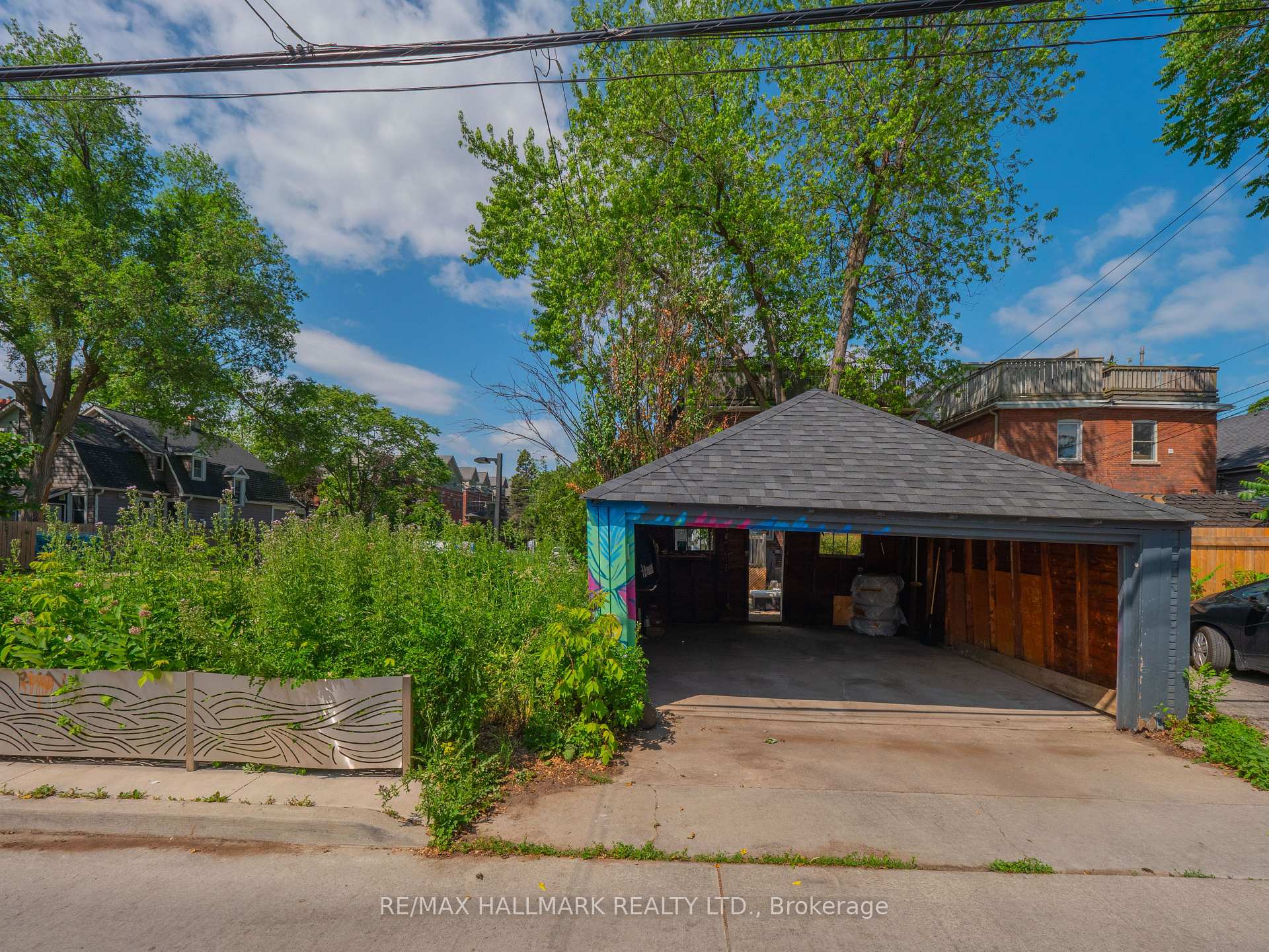Photo 11 of 925 Logan Avenue, Toronto, Playter Estates-Danforth — HOMEH