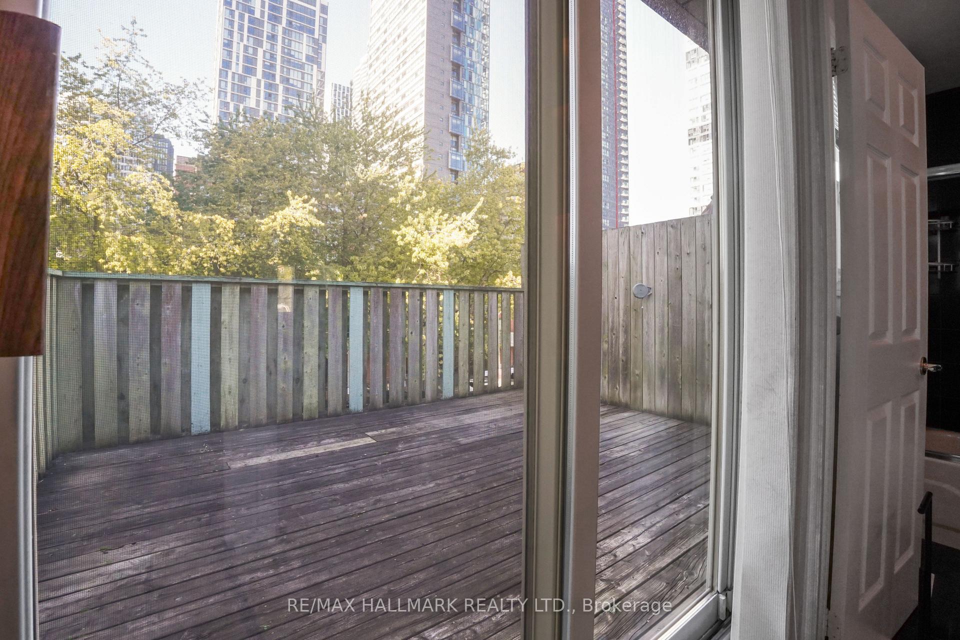 Photo 16 of 230 George Street, Toronto, Moss Park — HOMEH