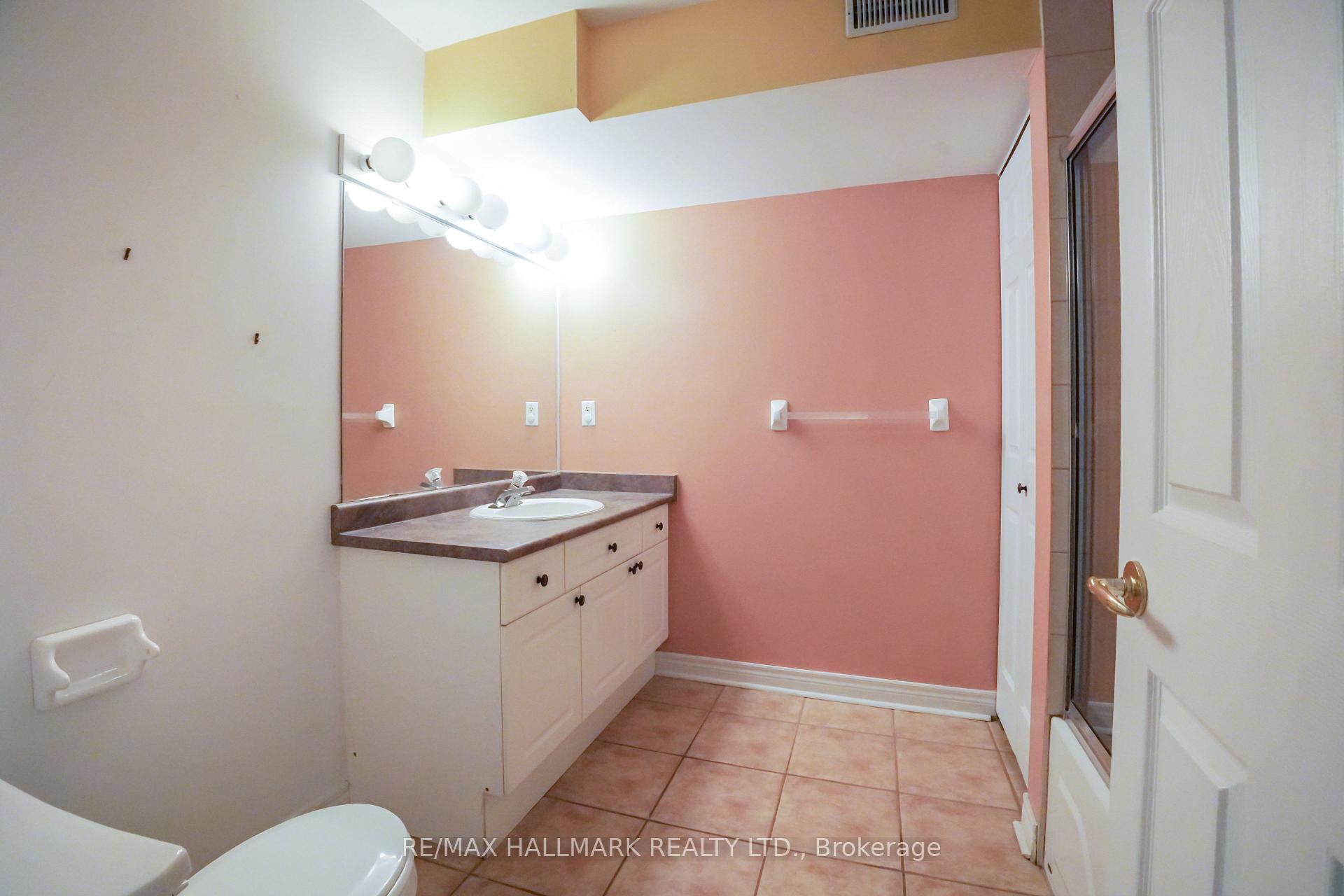 Photo 19 of 230 George Street, Toronto, Moss Park — HOMEH