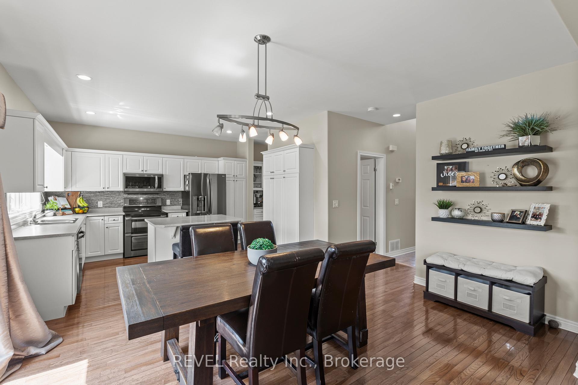 Photo 14 of 31 Raspberry Trail, Thorold, Confederation Heights — HOMEH