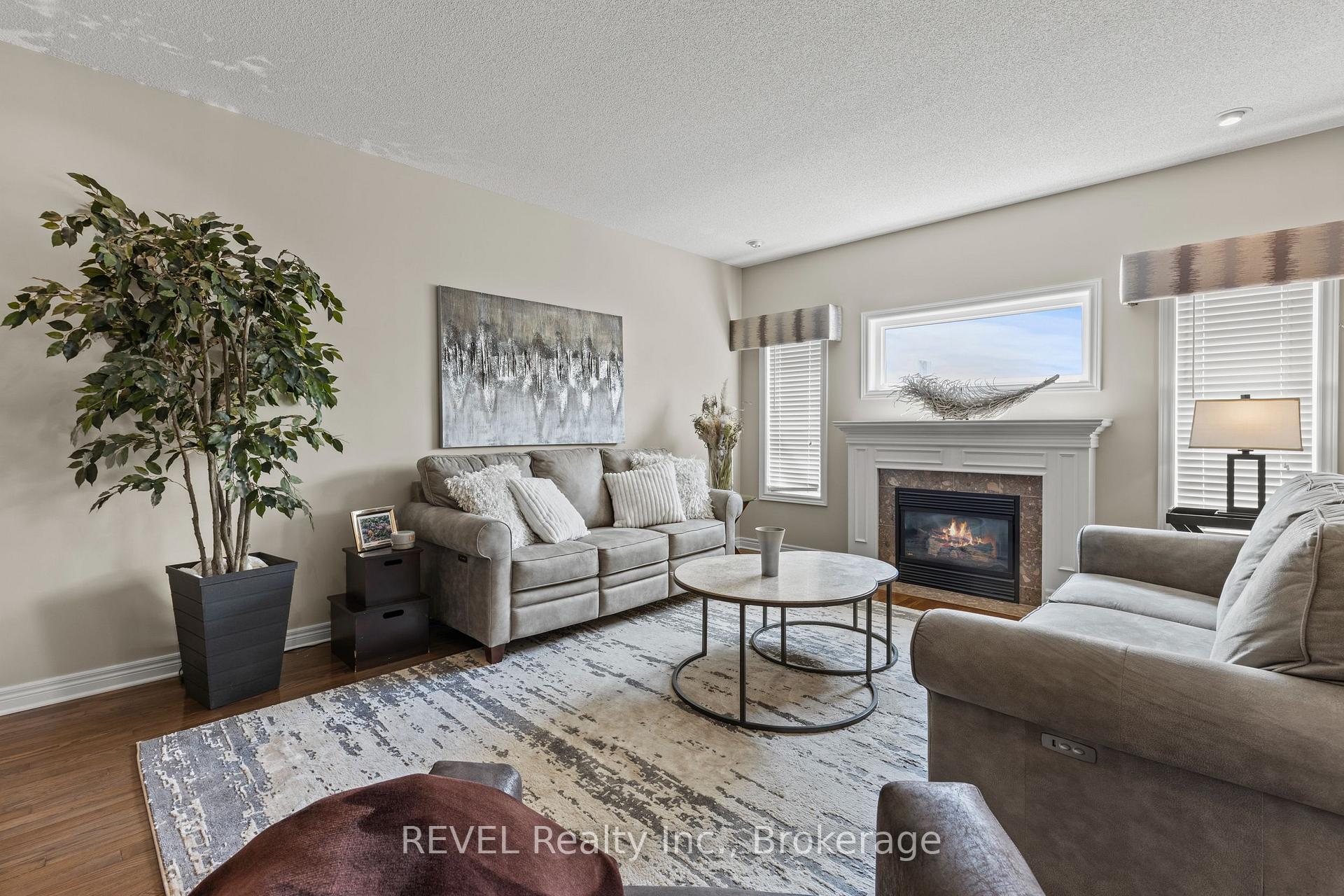 Photo 16 of 31 Raspberry Trail, Thorold, Confederation Heights — HOMEH