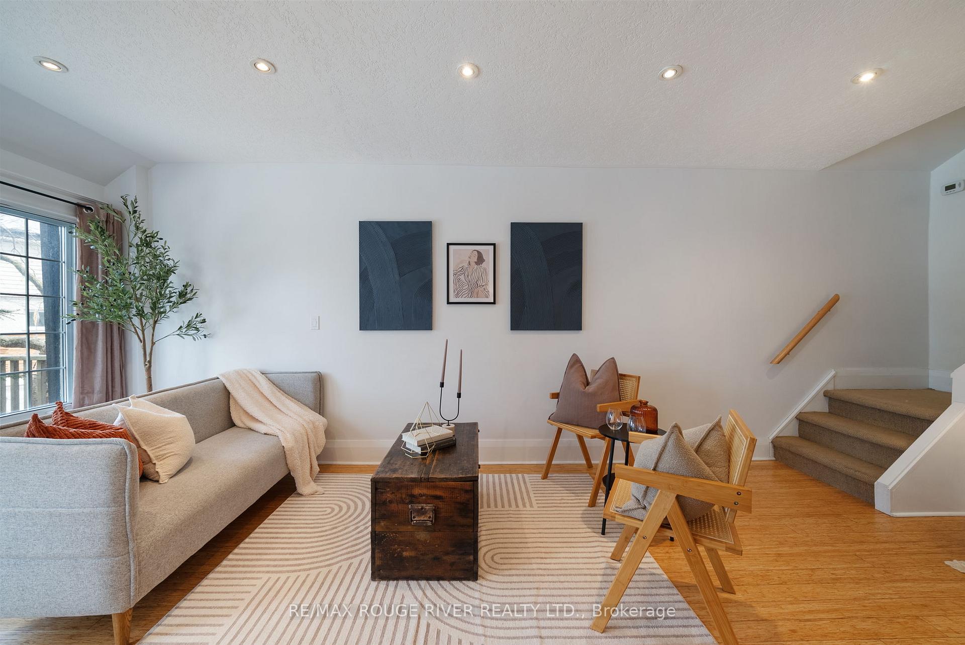 Photo 8 of 154 Elmer Avenue, Toronto, The Beaches — HOMEH