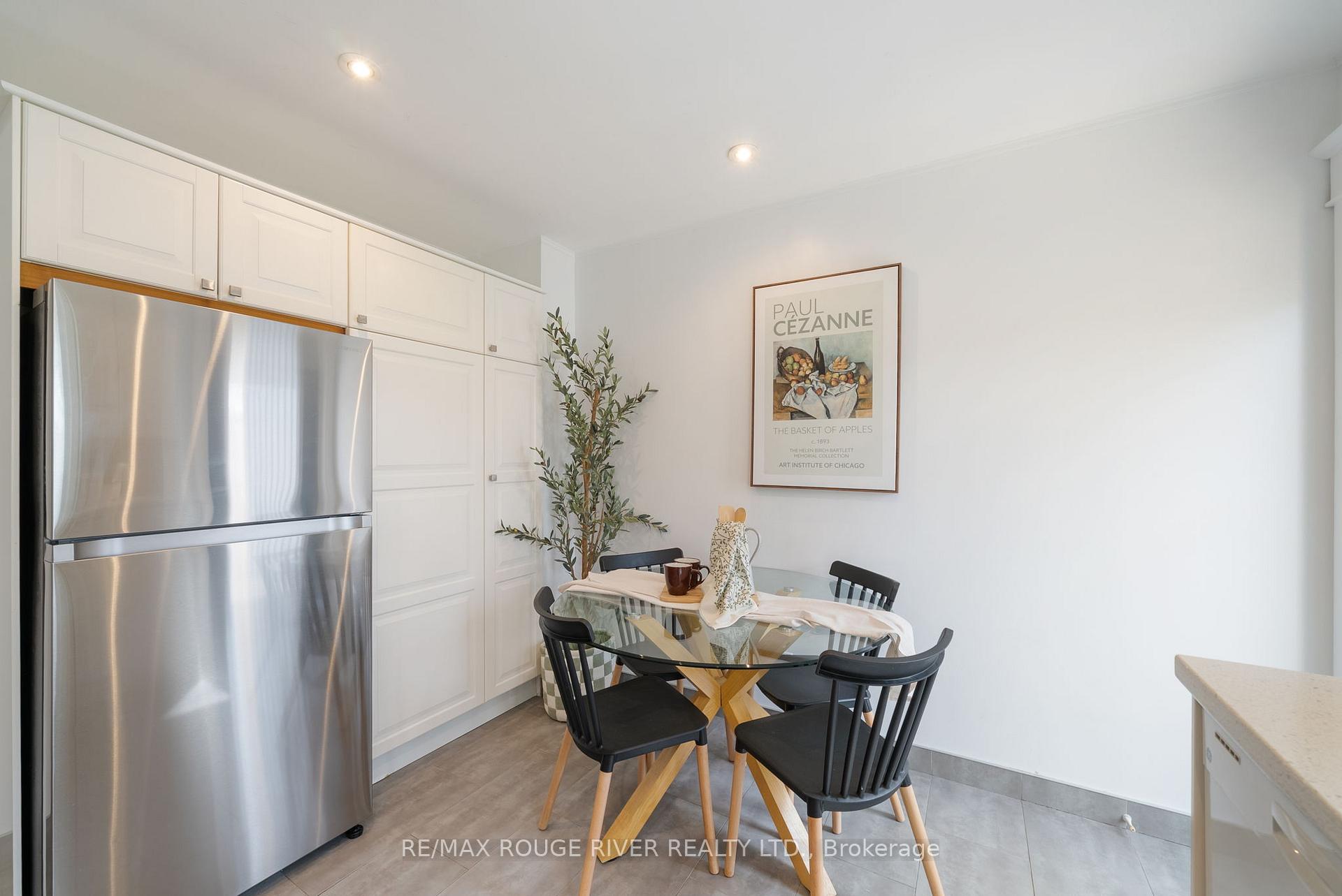 Photo 13 of 154 Elmer Avenue, Toronto, The Beaches — HOMEH