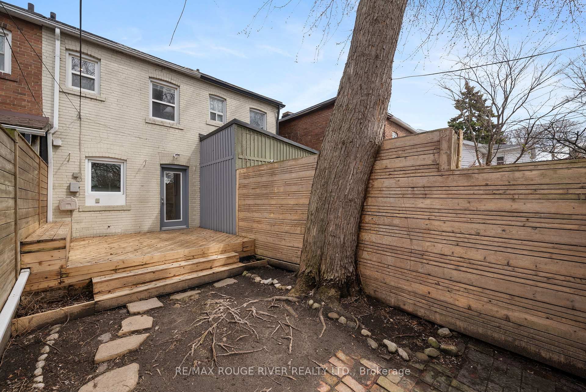 Photo 27 of 154 Elmer Avenue, Toronto, The Beaches — HOMEH