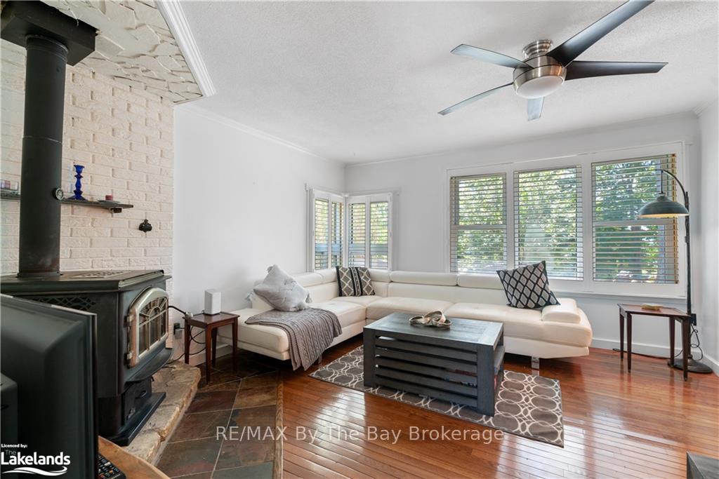 Photo 5 of 1941 Tiny Beaches Road S, Tiny, Rural Tiny — HOMEH