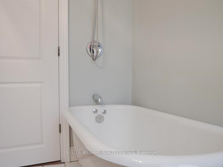 Photo 20 of Unit Main, 70 Ashdale Avenue, Toronto, Greenwood-Coxwell — HOMEH