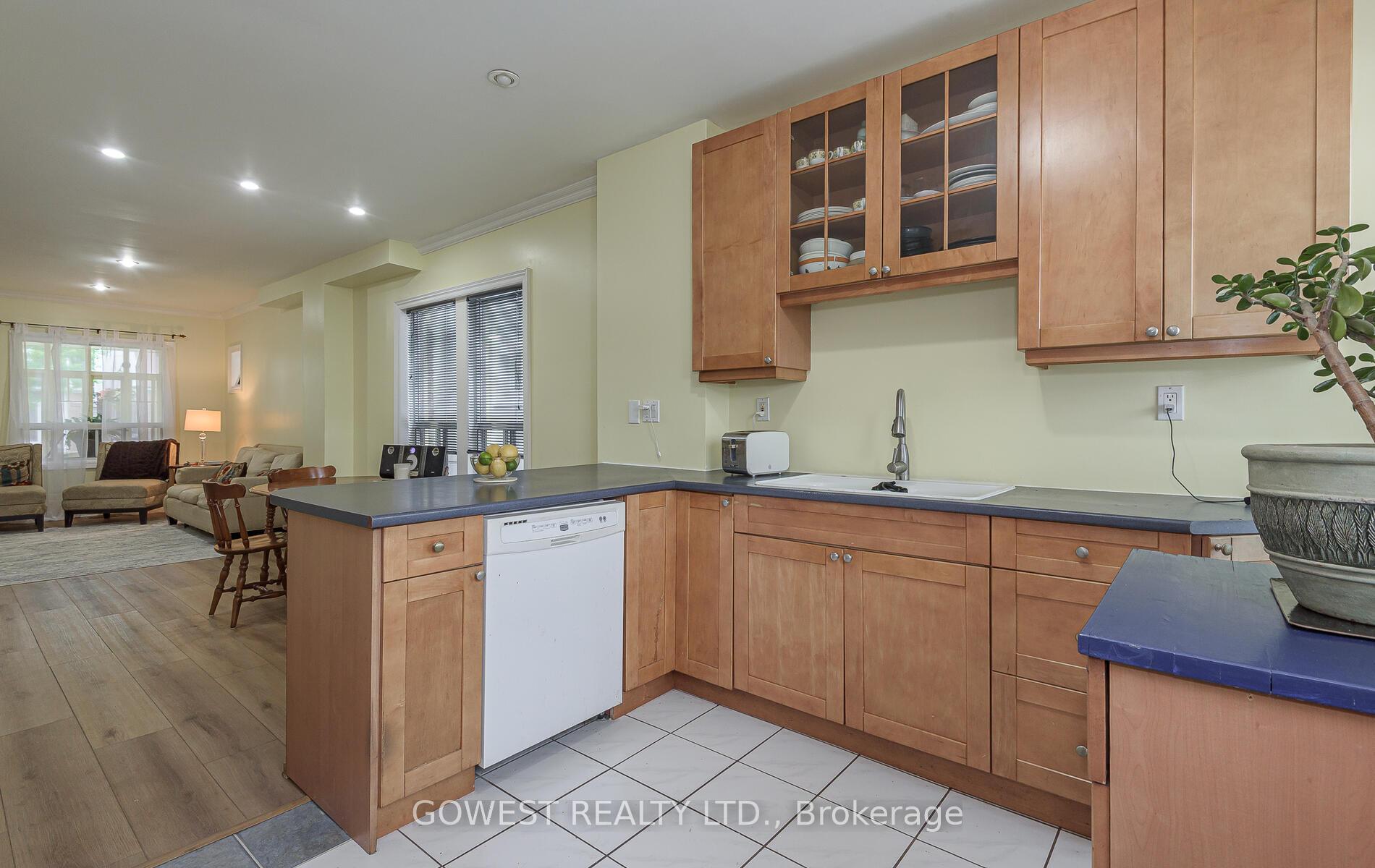 Photo 13 of 551 Milverton Boulevard, Toronto, Danforth — HOMEH