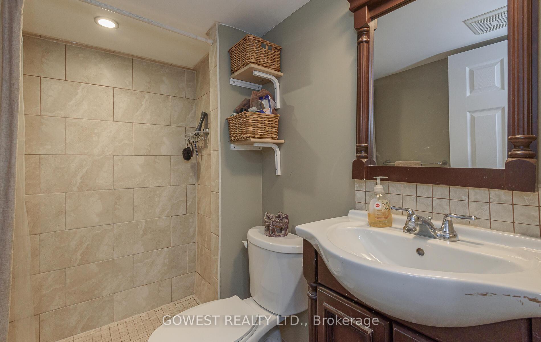 Photo 26 of 551 Milverton Boulevard, Toronto, Danforth — HOMEH