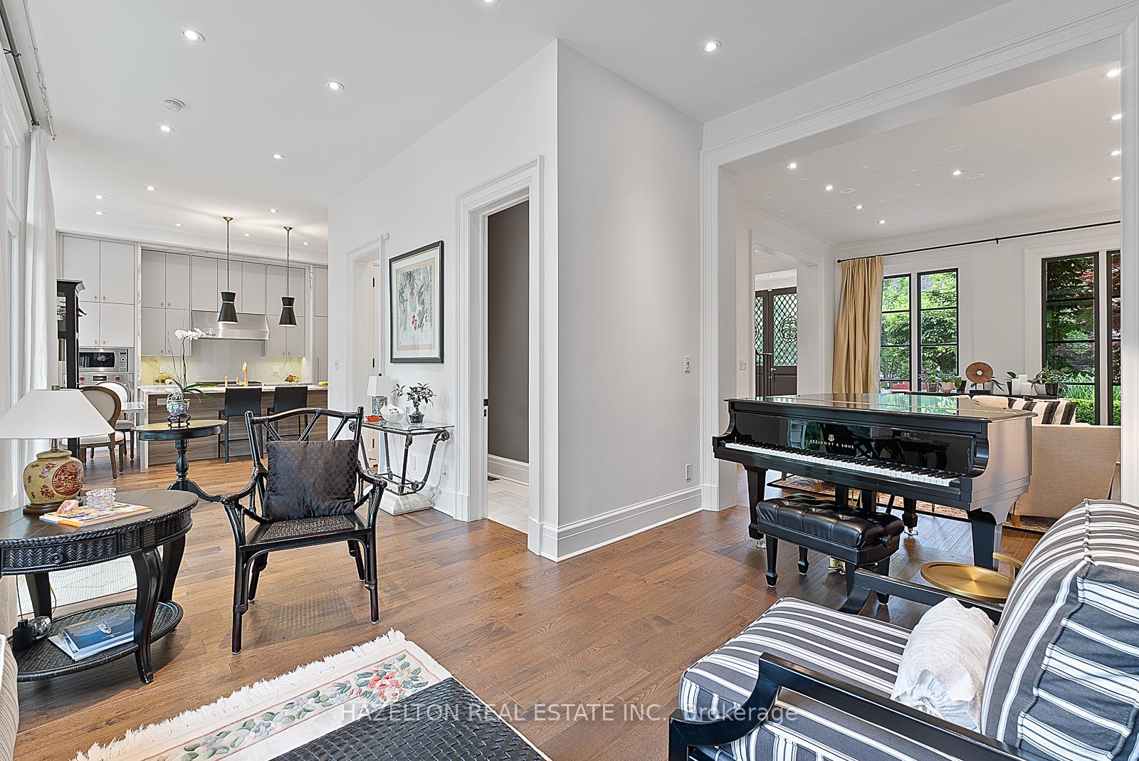 Photo 9 of 126 Kilbarry Road, Toronto, Forest Hill South — HOMEH
