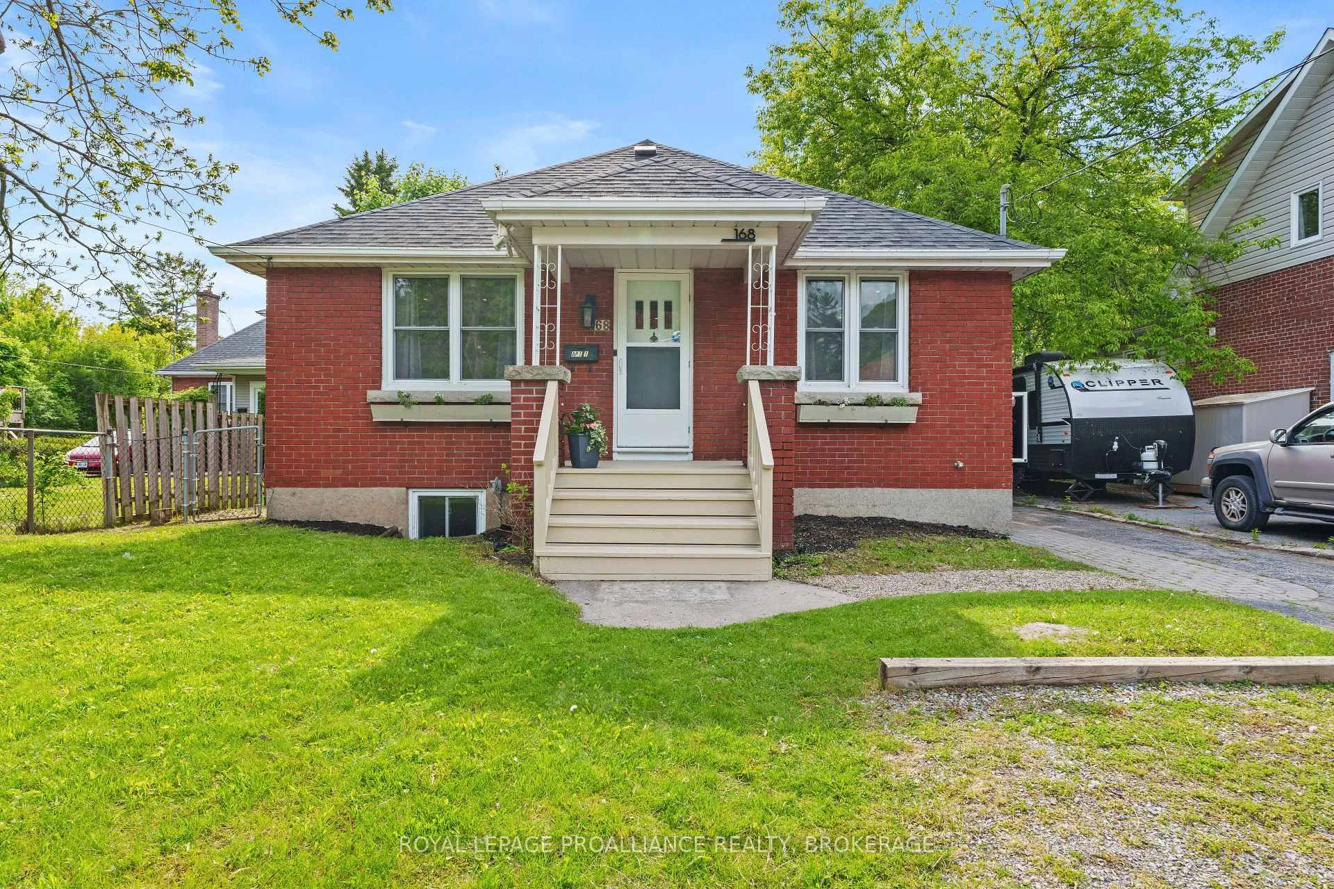 Photo 1 of 168 MacDonnell Street, Kingston, Central City East — HOMEH
