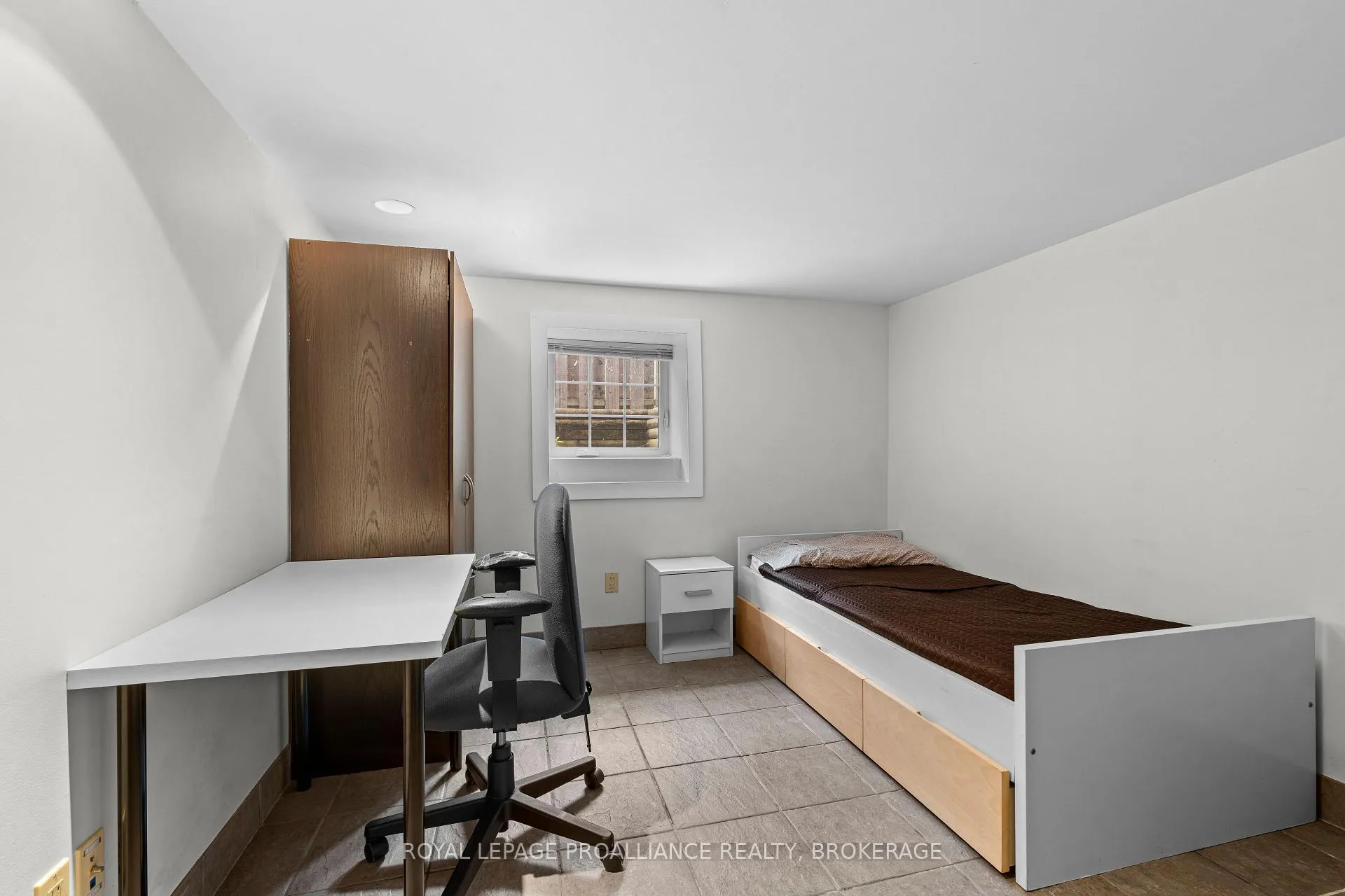 Photo 30 of 168 MacDonnell Street, Kingston, Central City East — HOMEH