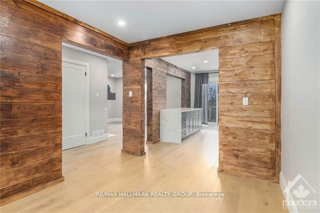 Photo 7 of 1834 D'Amour Crescent, Ottawa, Chateauneuf — HOMEH