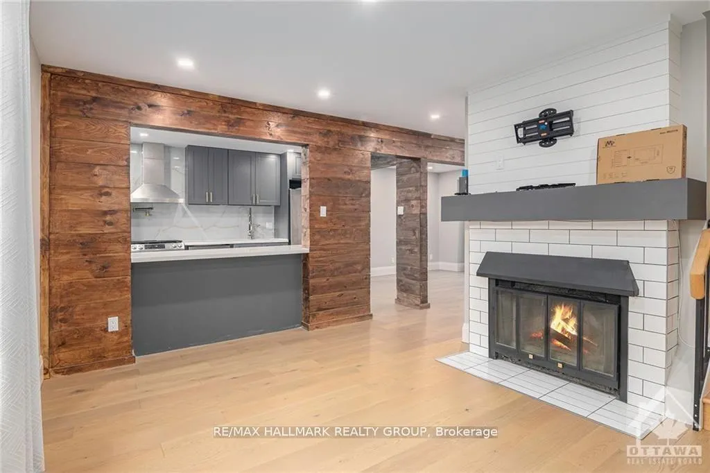 Photo 11 of 1834 D'Amour Crescent, Ottawa, Chateauneuf — HOMEH