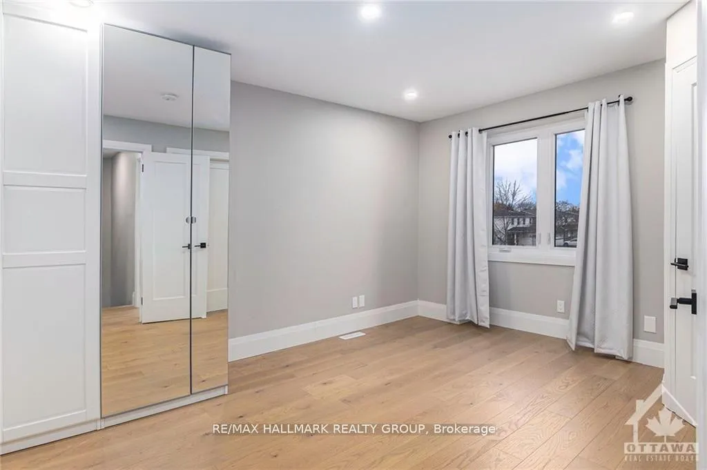 Photo 15 of 1834 D'Amour Crescent, Ottawa, Chateauneuf — HOMEH