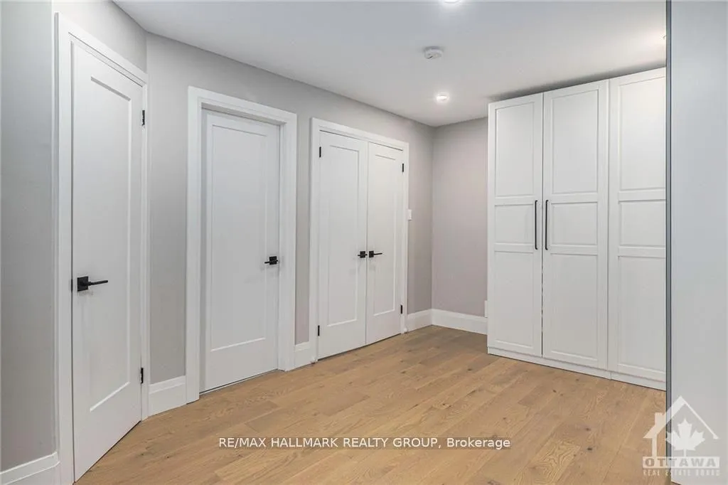 Photo 17 of 1834 D'Amour Crescent, Ottawa, Chateauneuf — HOMEH