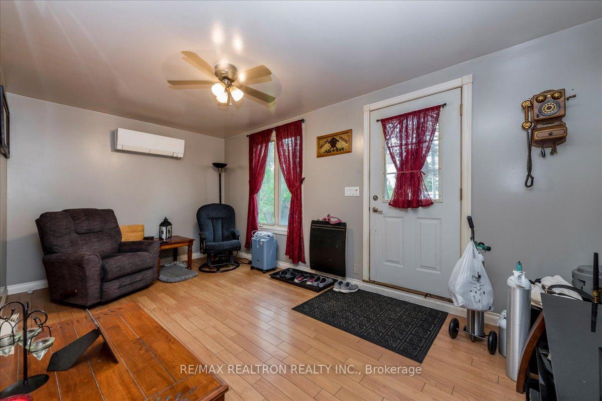 Photo 5 of 522 Helen Duncan Street, Tay, Port McNicoll — HOMEH