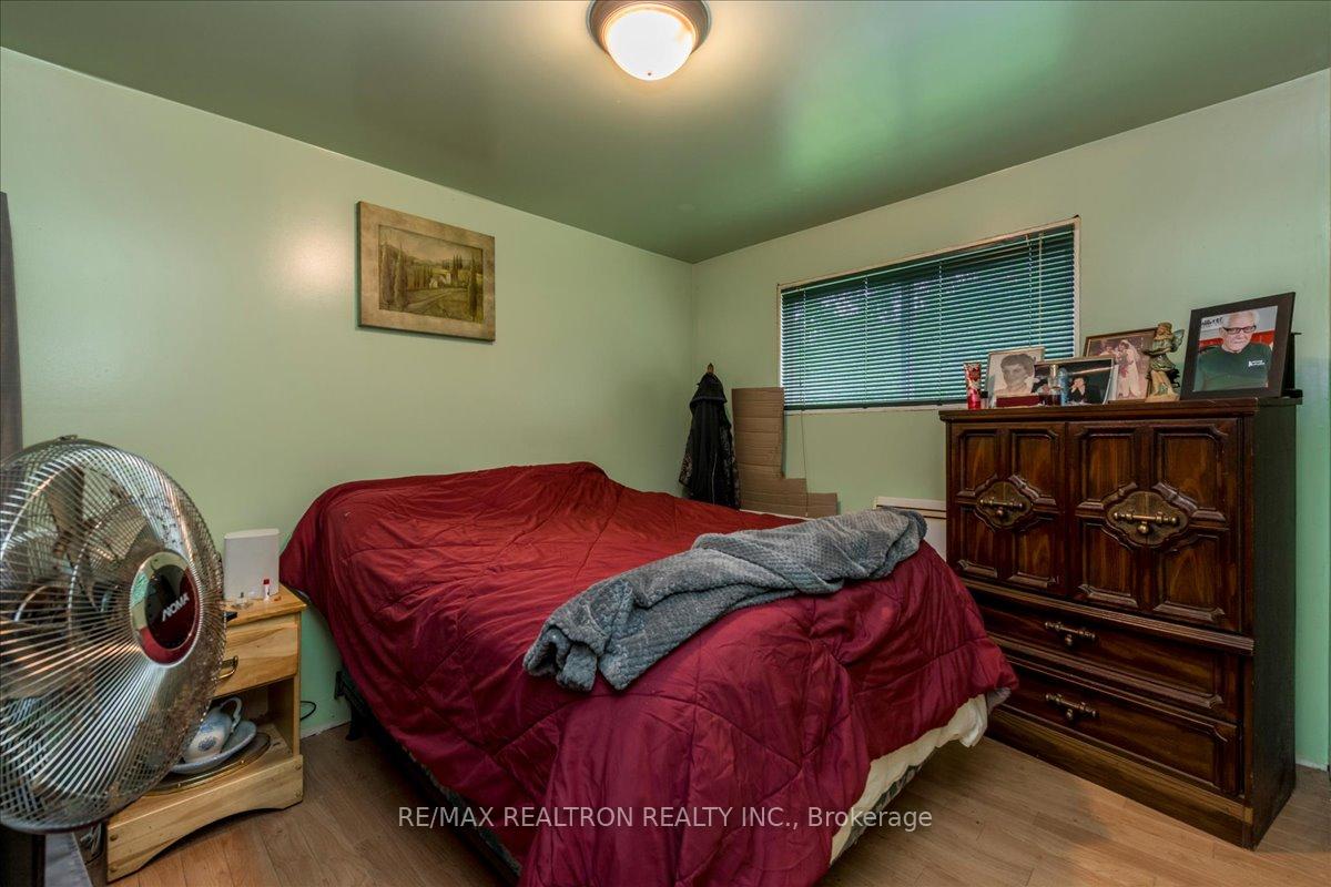 Photo 11 of 522 Helen Duncan Street, Tay, Port McNicoll — HOMEH