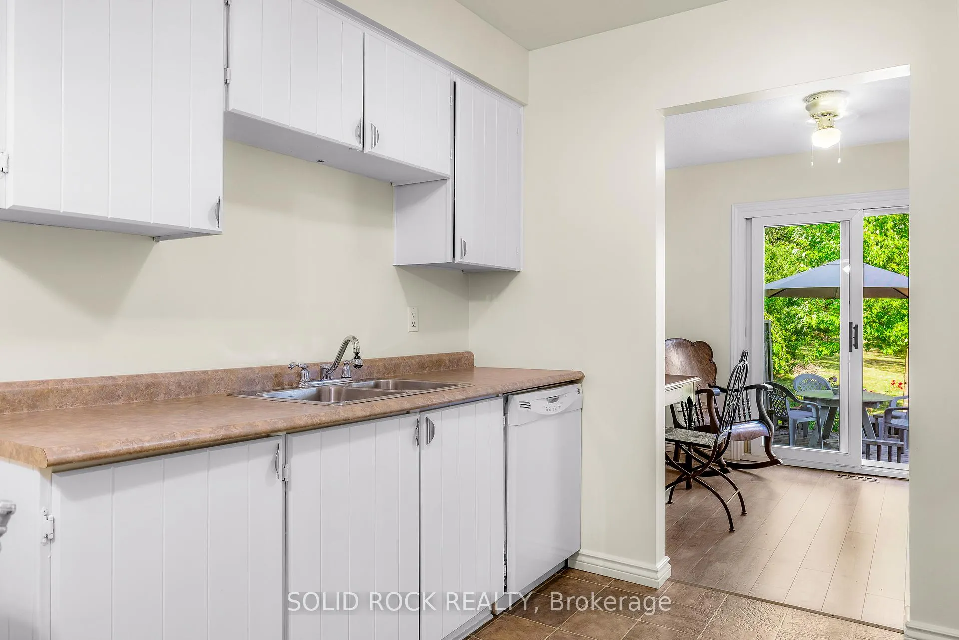 Photo 10 of 29 Windfield Crescent, Kingston, Kingston East (Incl Barret Crt) — HOMEH