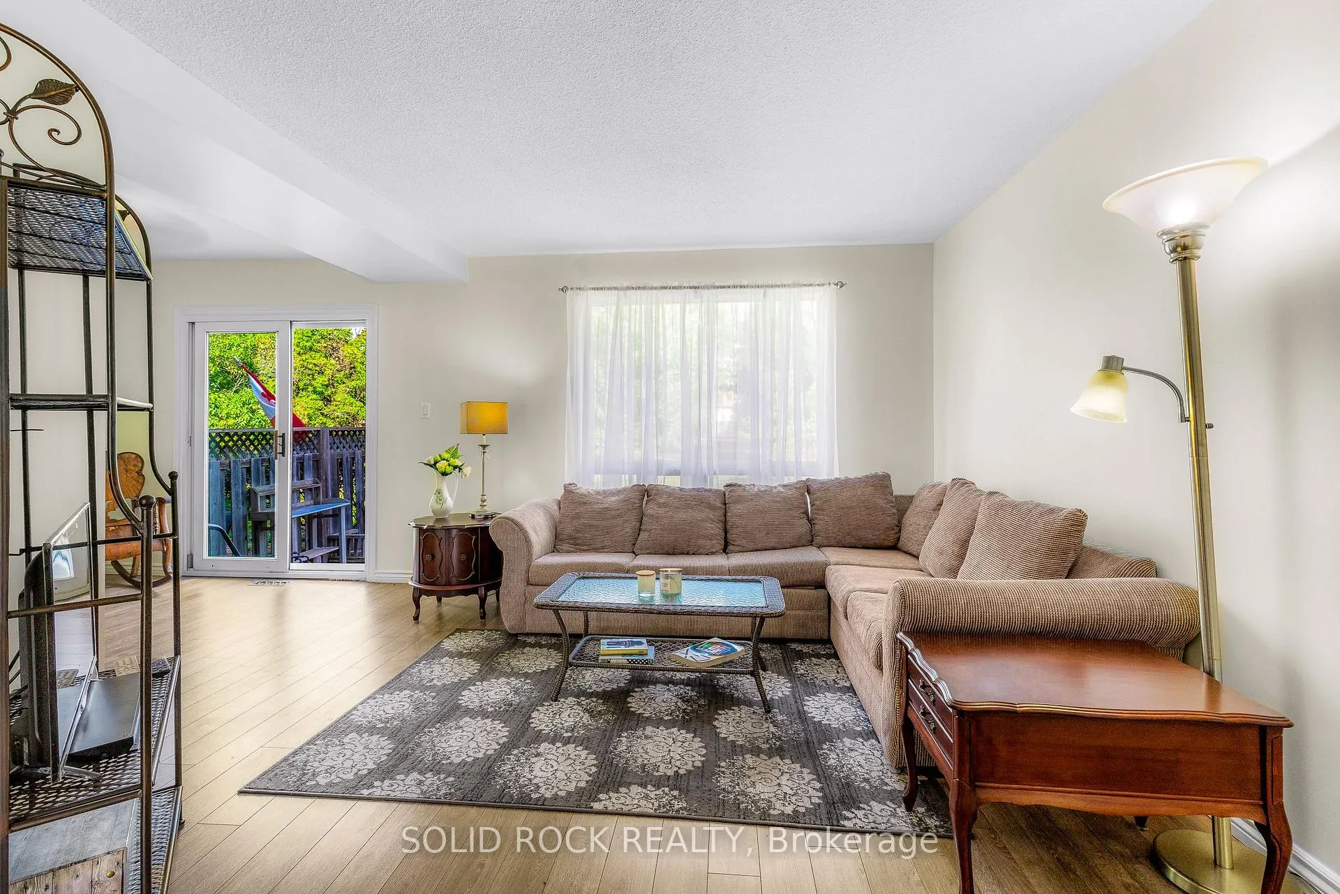 Photo 12 of 29 Windfield Crescent, Kingston, Kingston East (Incl Barret Crt) — HOMEH