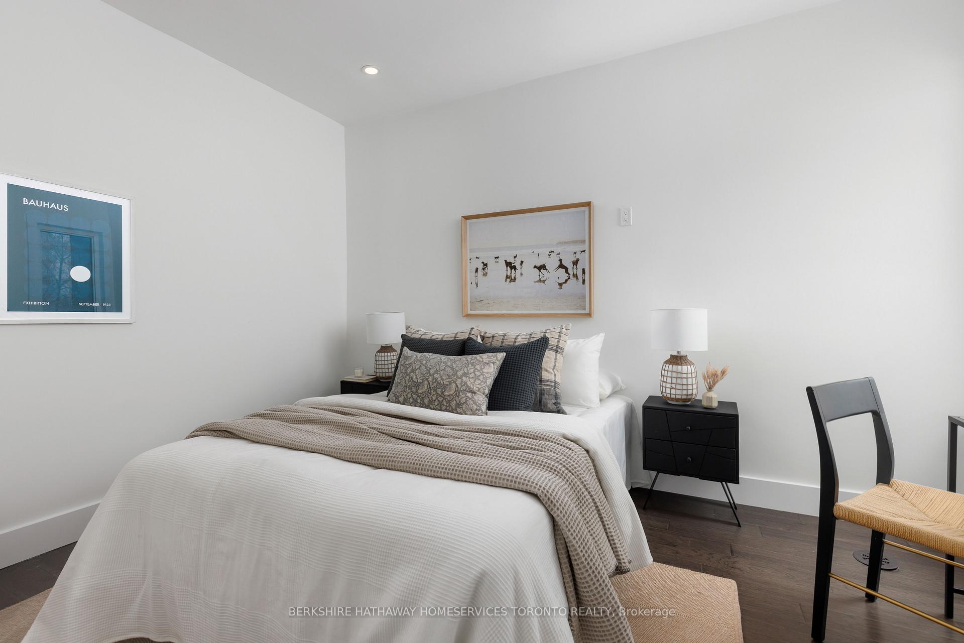 Photo 27 of 200 Macpherson Avenue, Toronto, The Annex — HOMEH