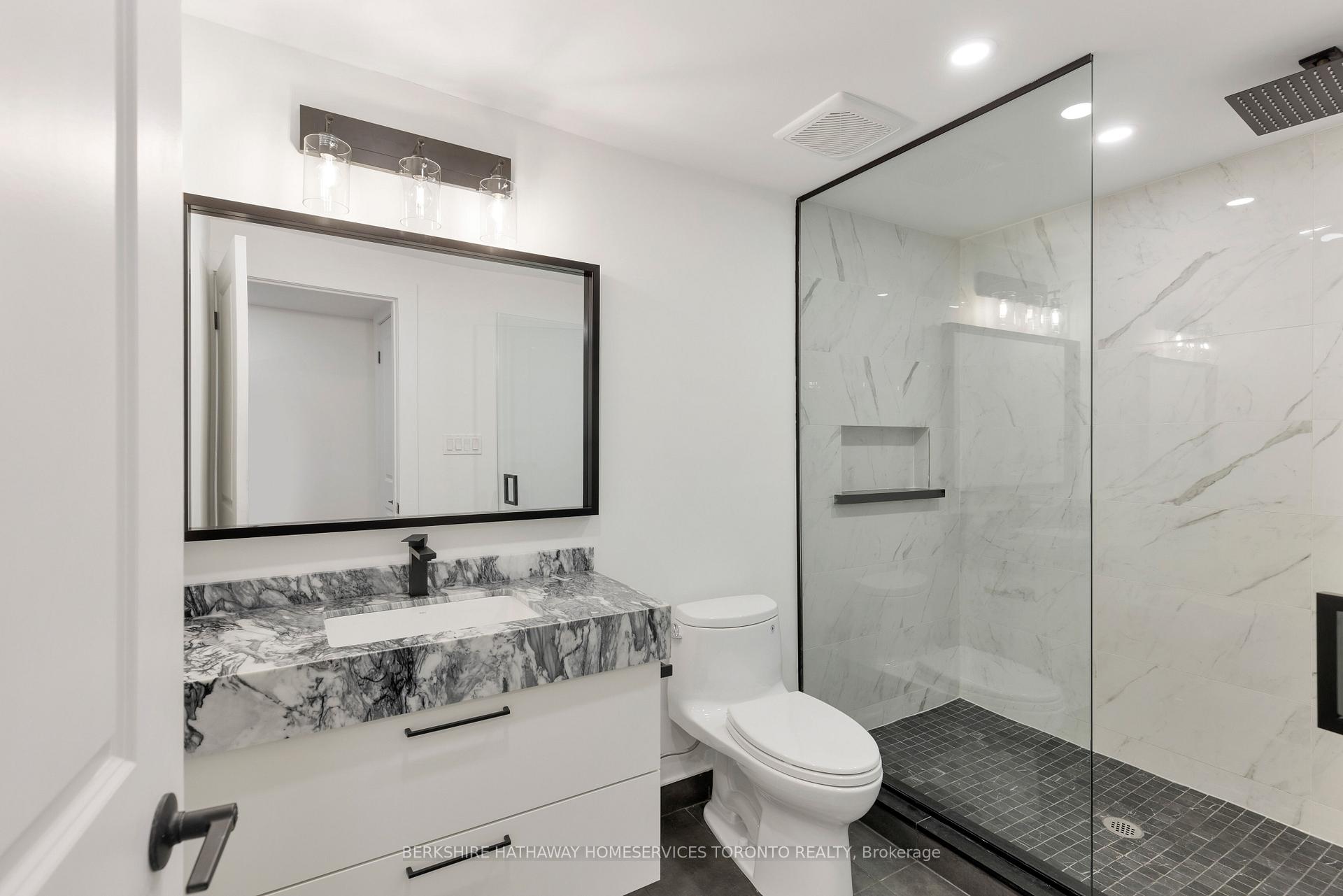 Photo 37 of 200 Macpherson Avenue, Toronto, The Annex — HOMEH