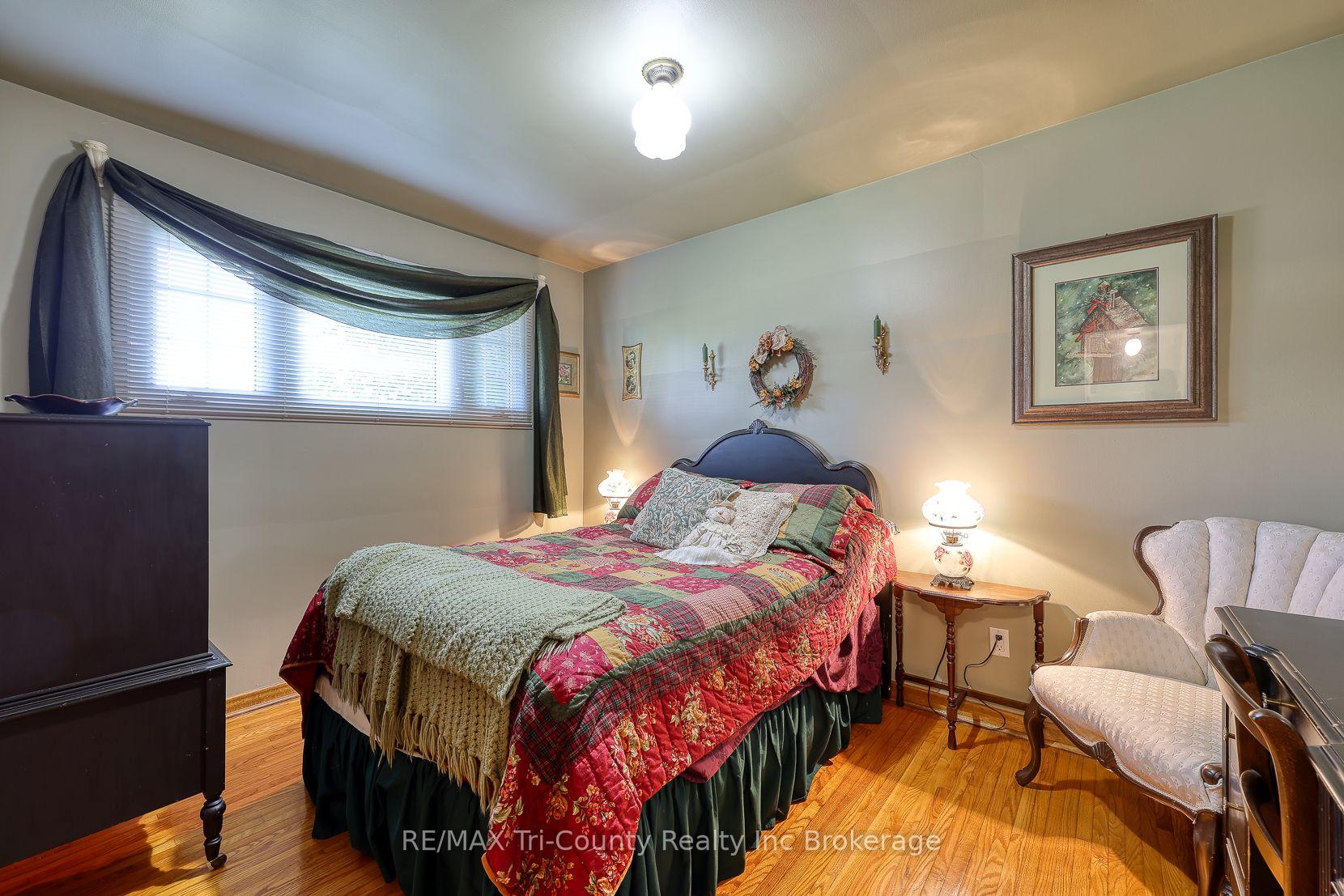 Photo 18 of 14 Lowrie Crescent, Tillsonburg — HOMEH