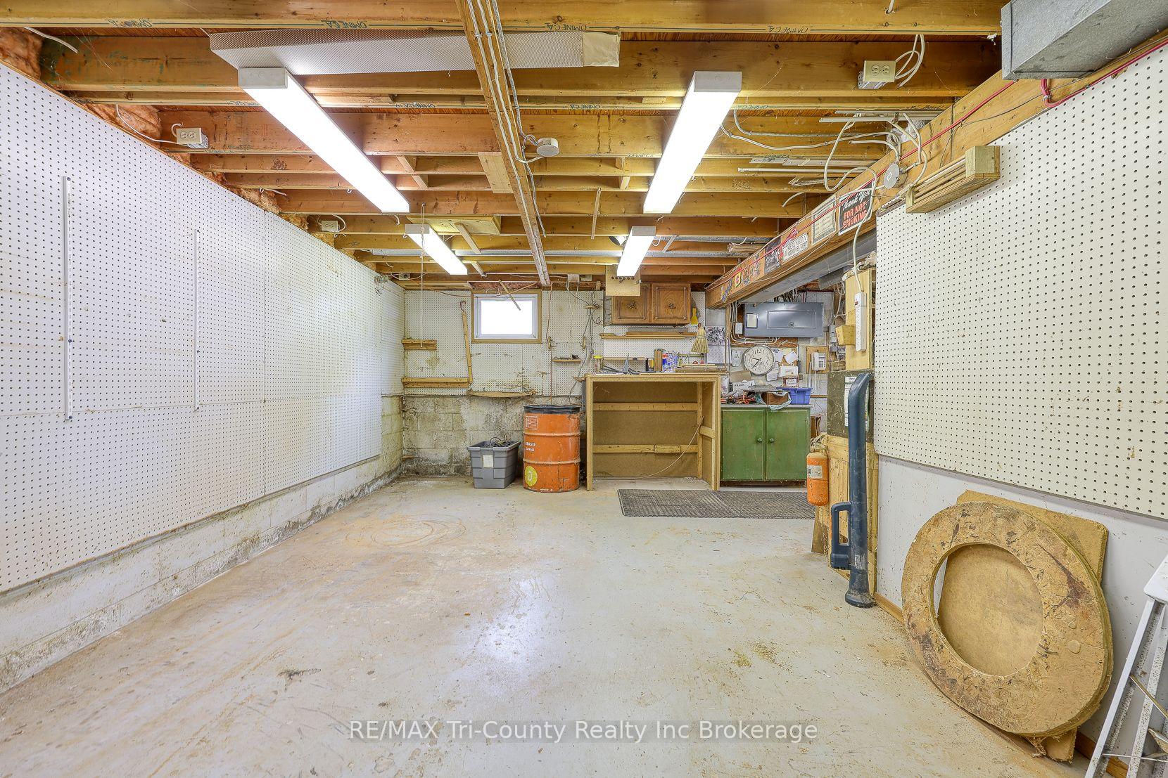 Photo 26 of 14 Lowrie Crescent, Tillsonburg — HOMEH
