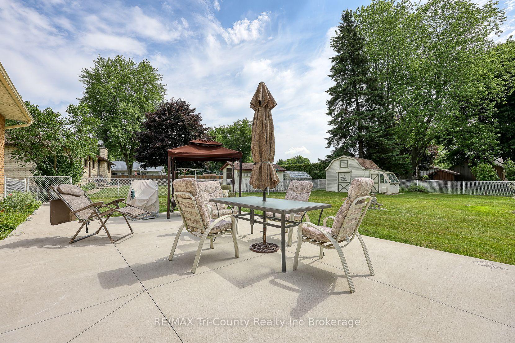 Photo 41 of 14 Lowrie Crescent, Tillsonburg — HOMEH